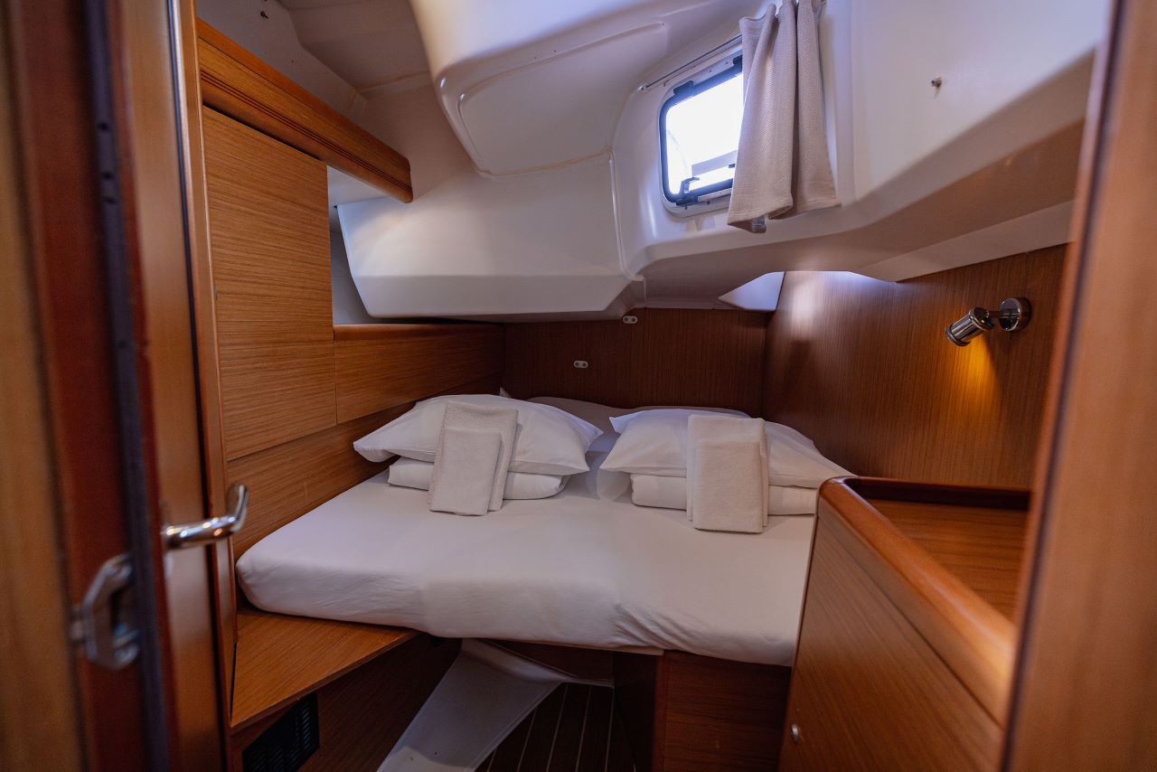 Sun Odyssey 49i — photo 7