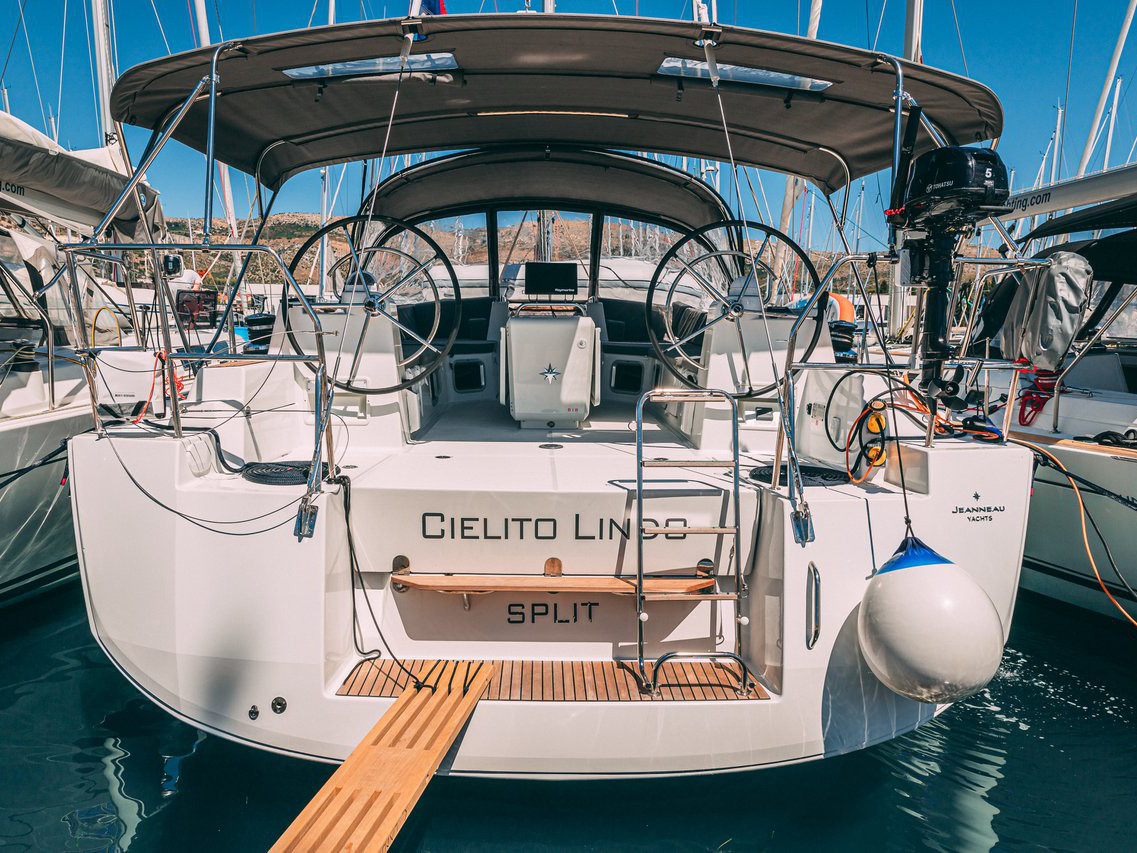 Jeanneau 54 — photo 1