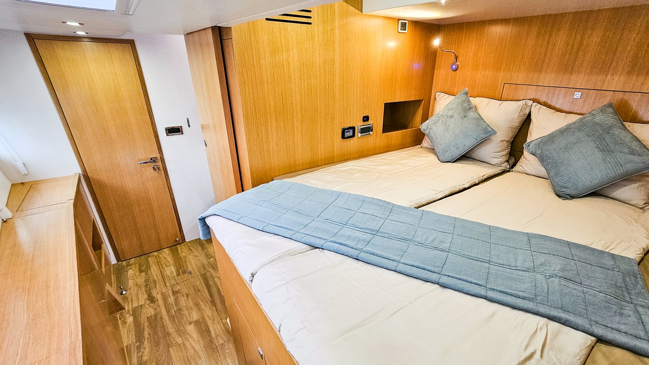 Mazarin 55 — photo 21