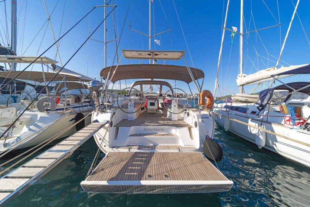 Bavaria Cruiser 45 — photo 9