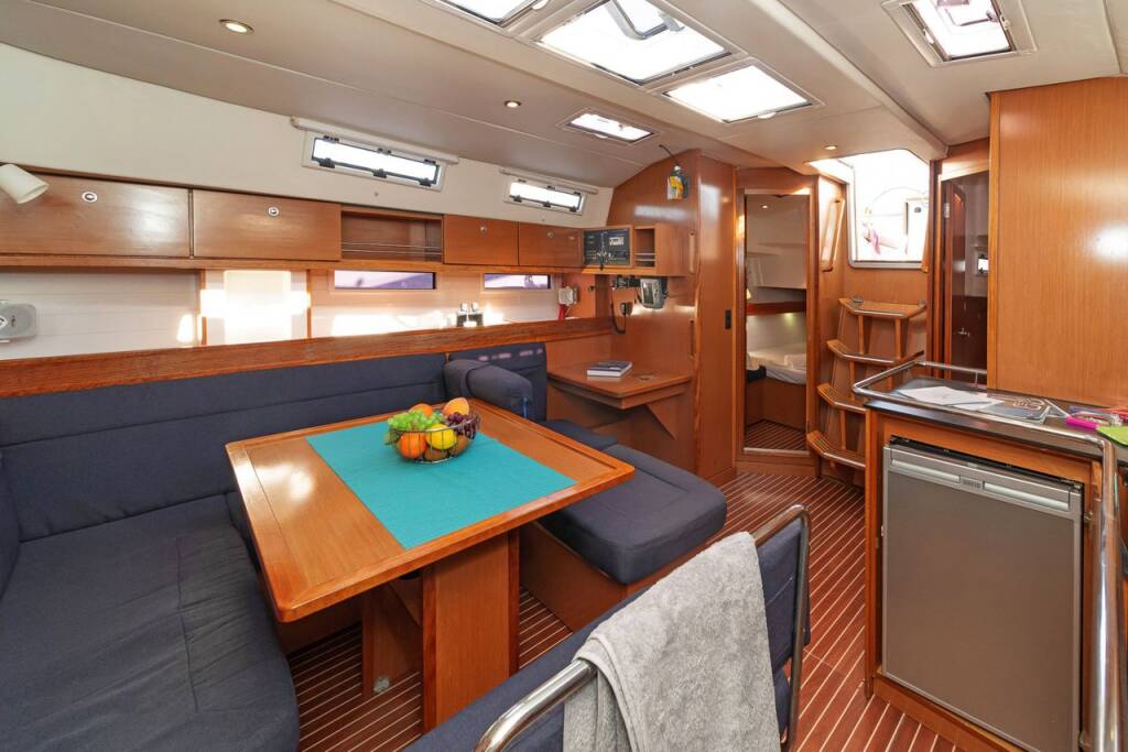 Bavaria Cruiser 45 — photo 6