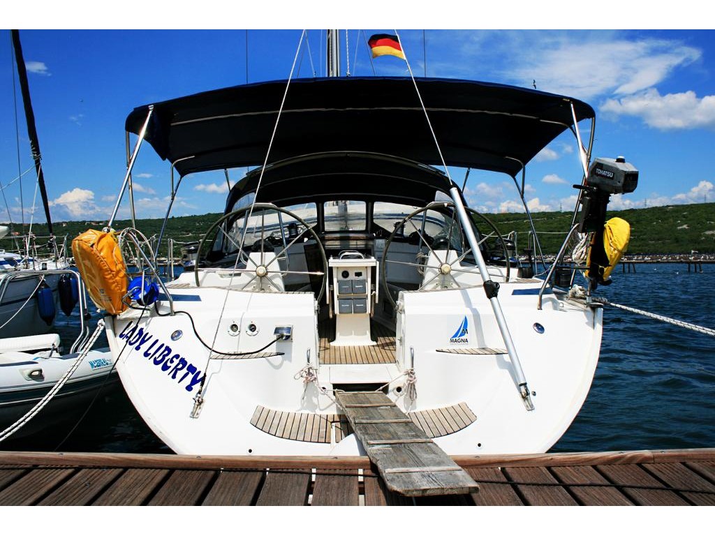 Bavaria 49 — photo 1