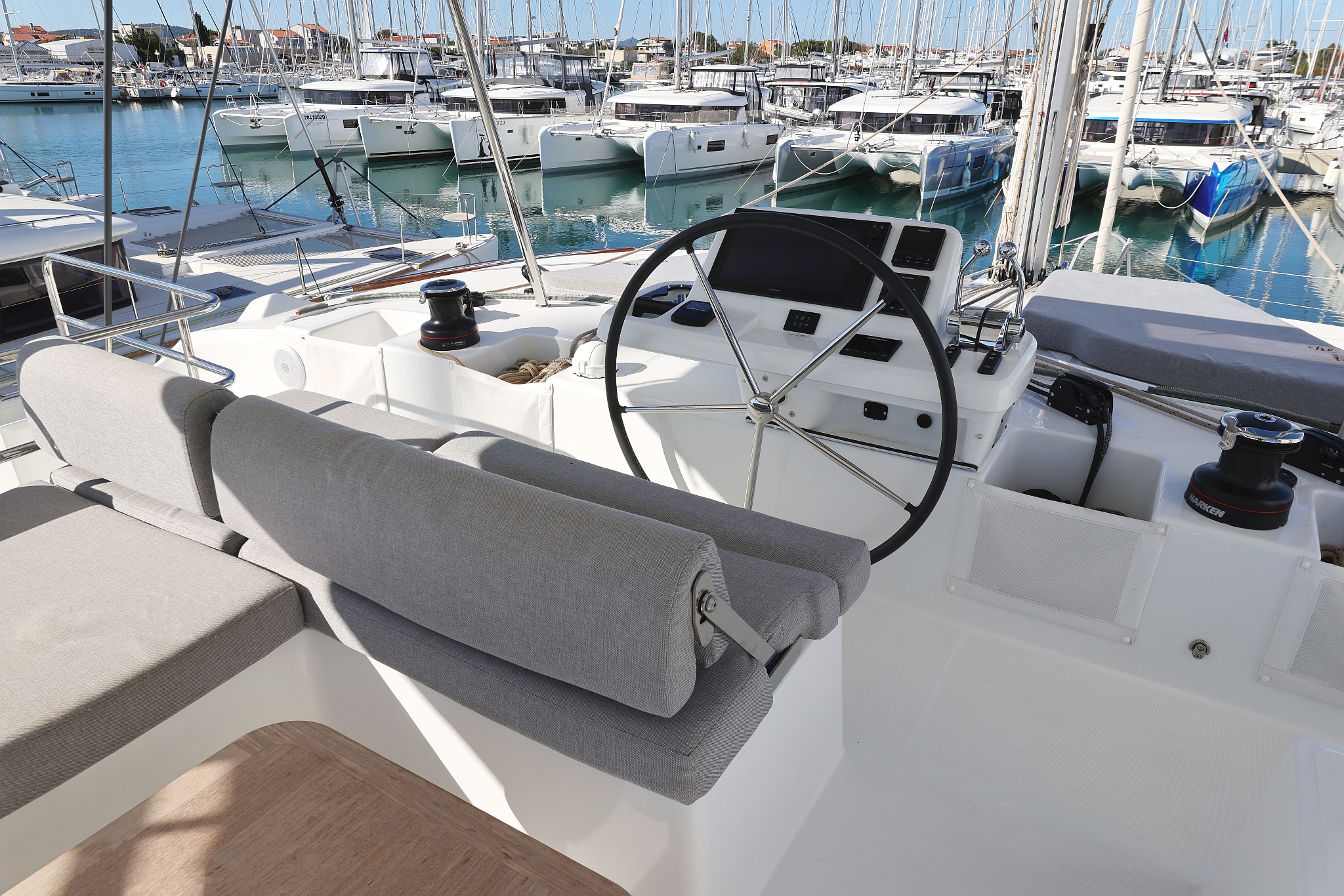 Lagoon 51- 6 cab — photo 23