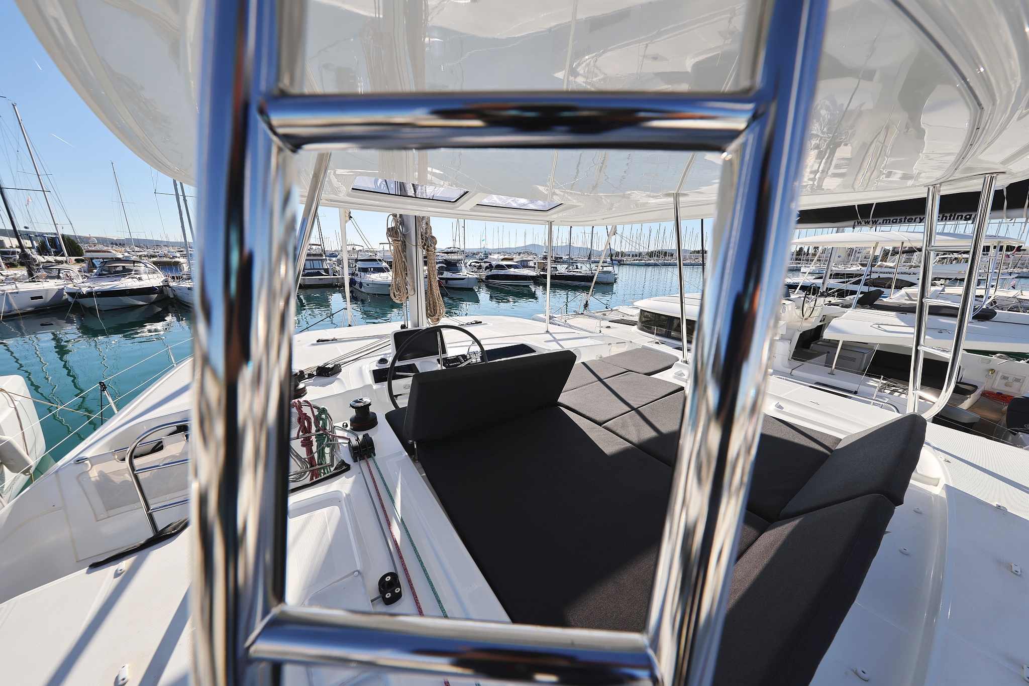 Lagoon 46 — photo 30