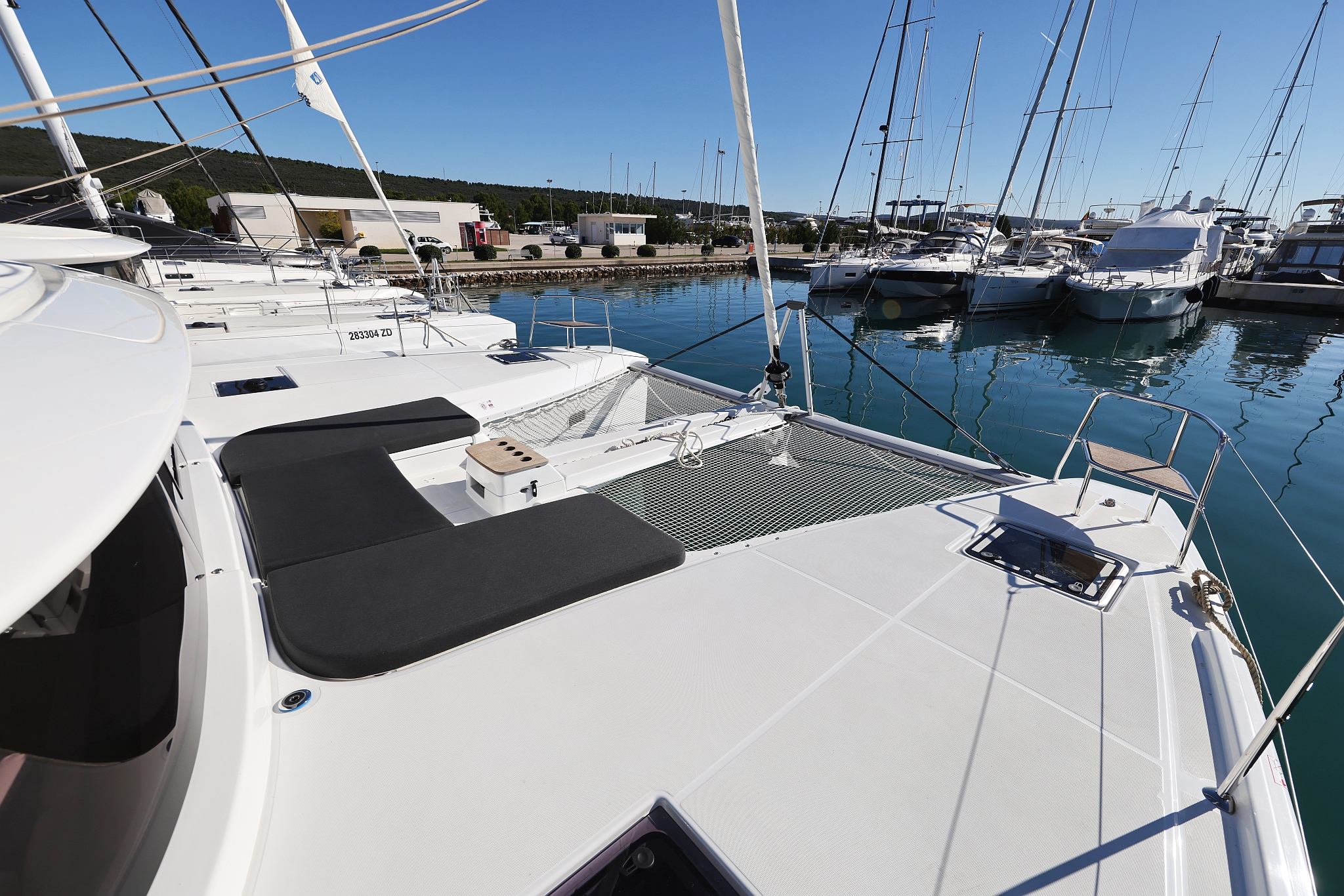 Lagoon 46 — photo 36
