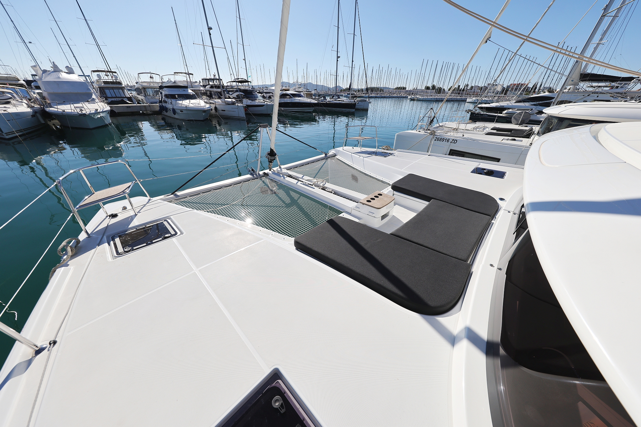 Lagoon 46 — photo 23