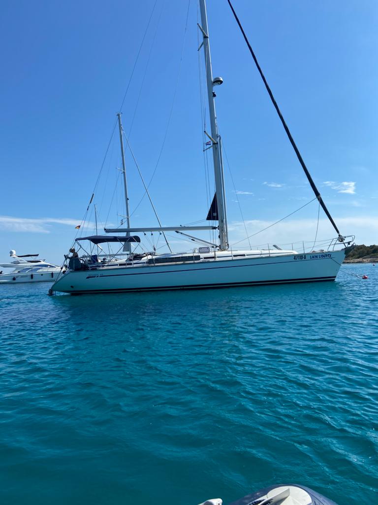 Bavaria 49 — photo 3