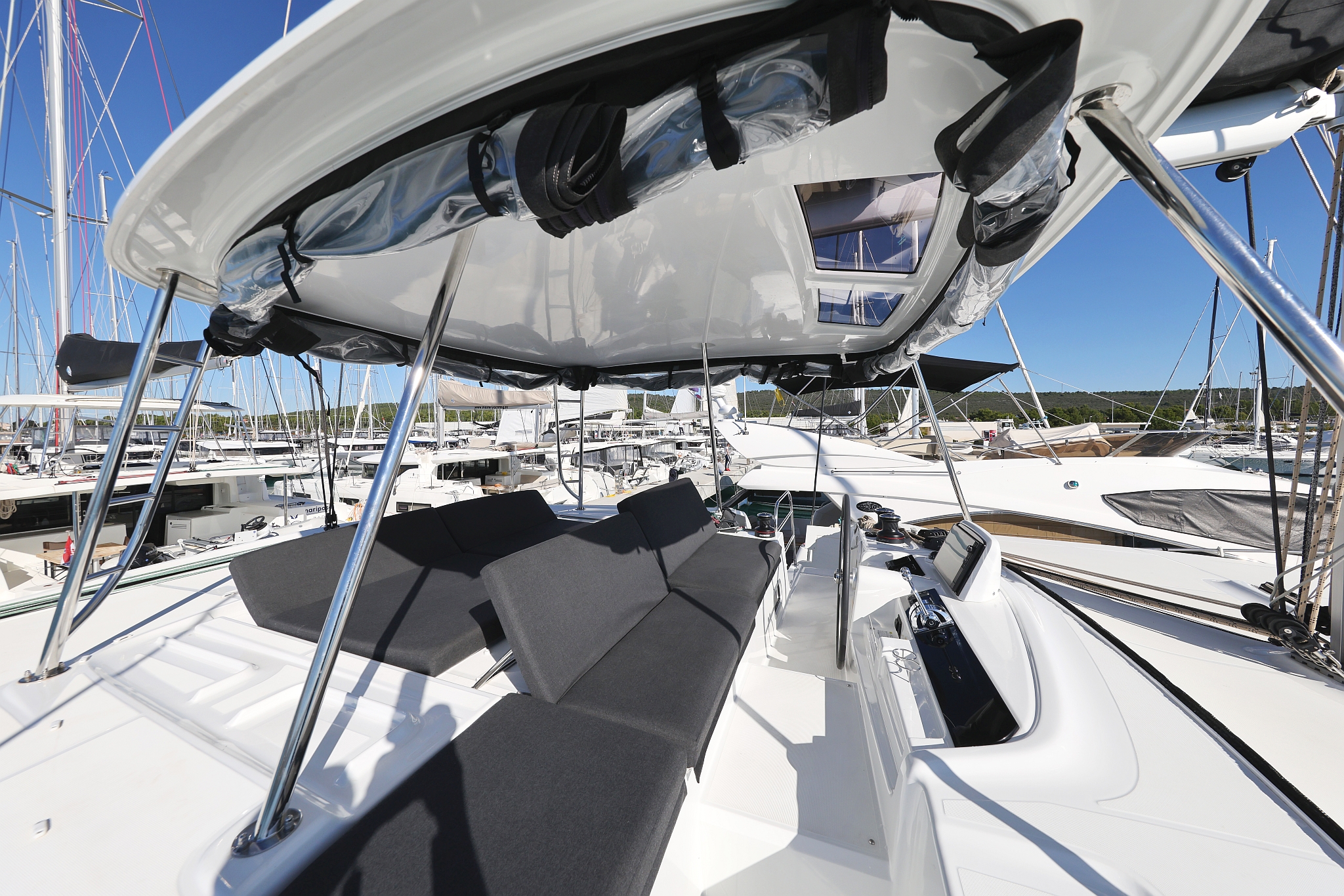 Lagoon 46 — photo 18