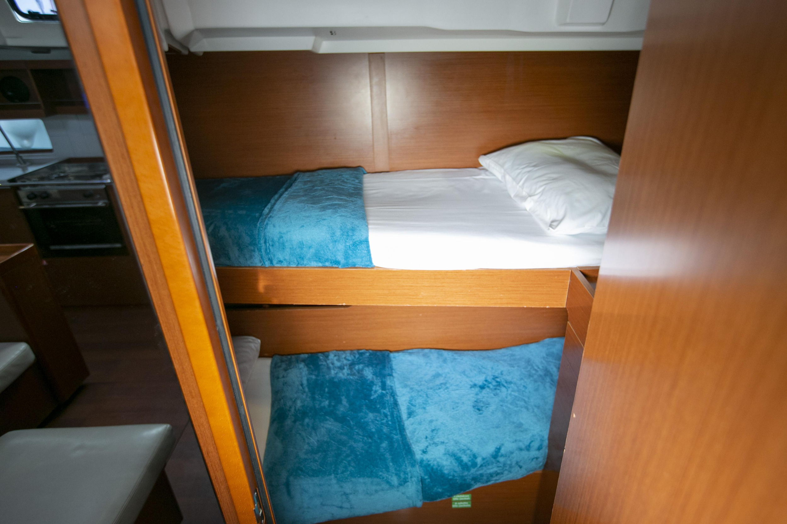 Oceanis 46.1 — photo 13