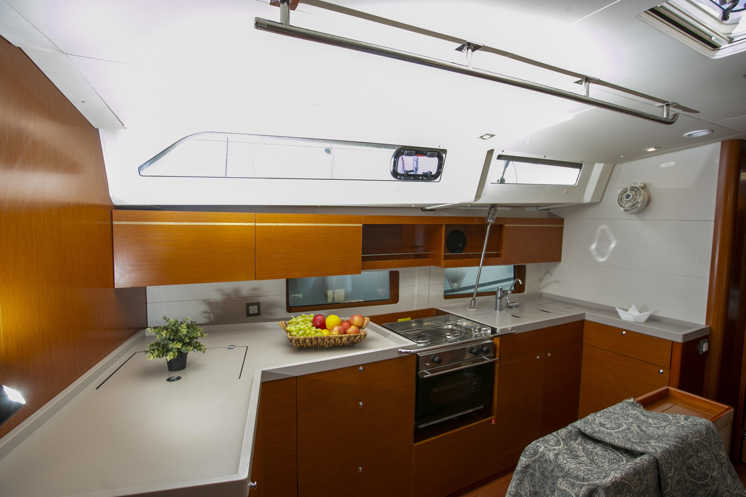 Oceanis 46.1 — photo 16