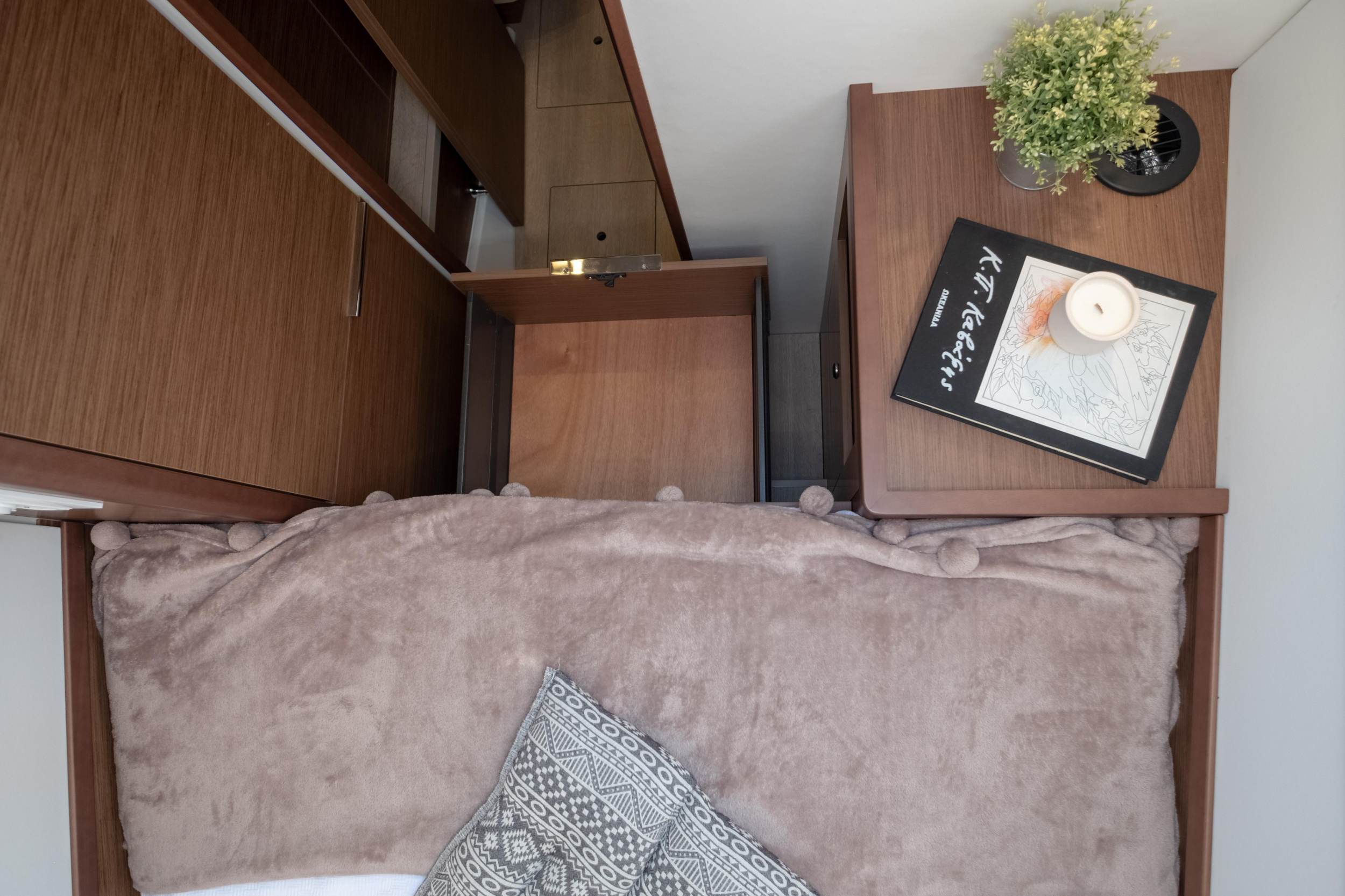Lagoon 40 — photo 18