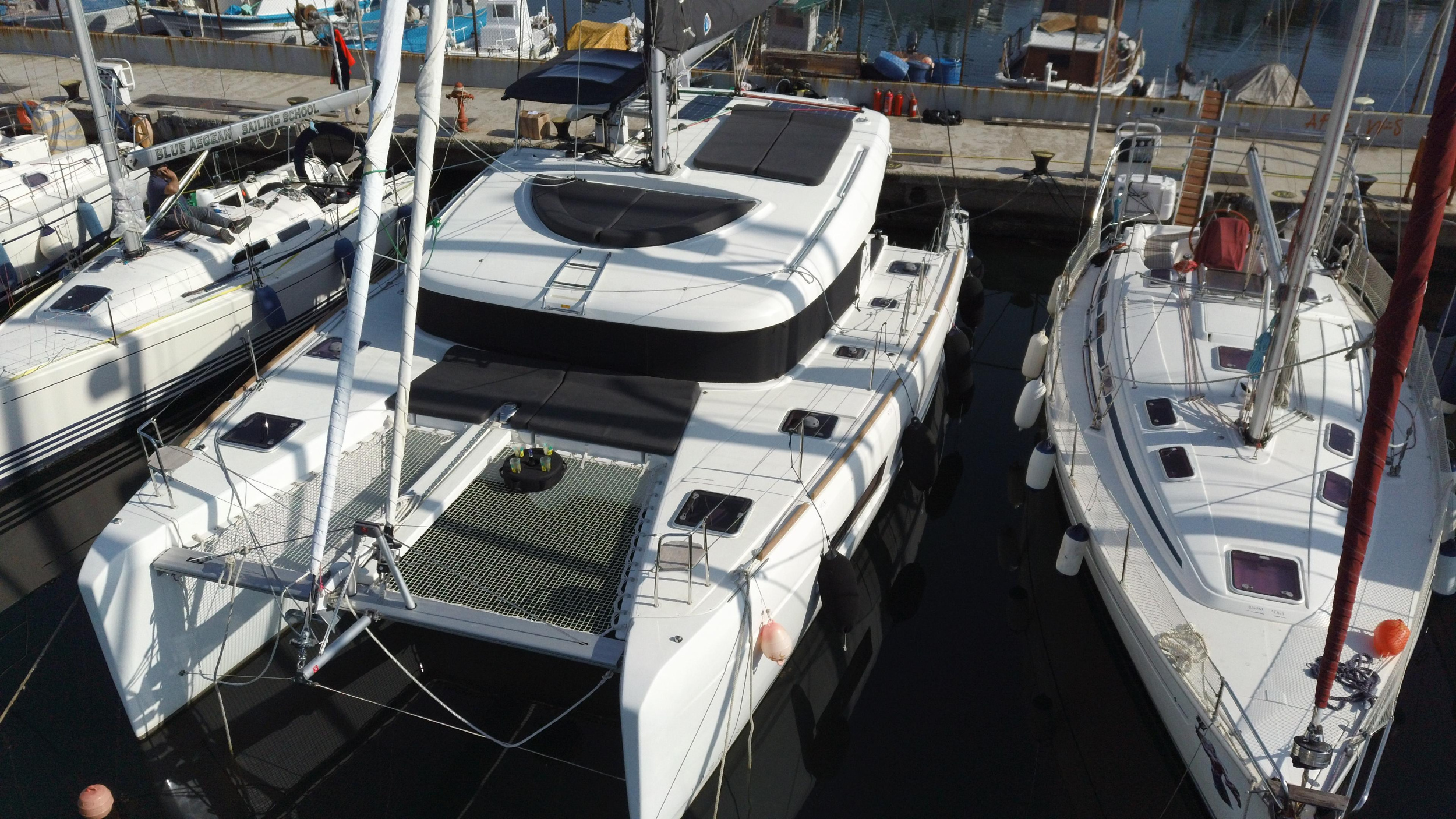 Lagoon 40 — photo 5