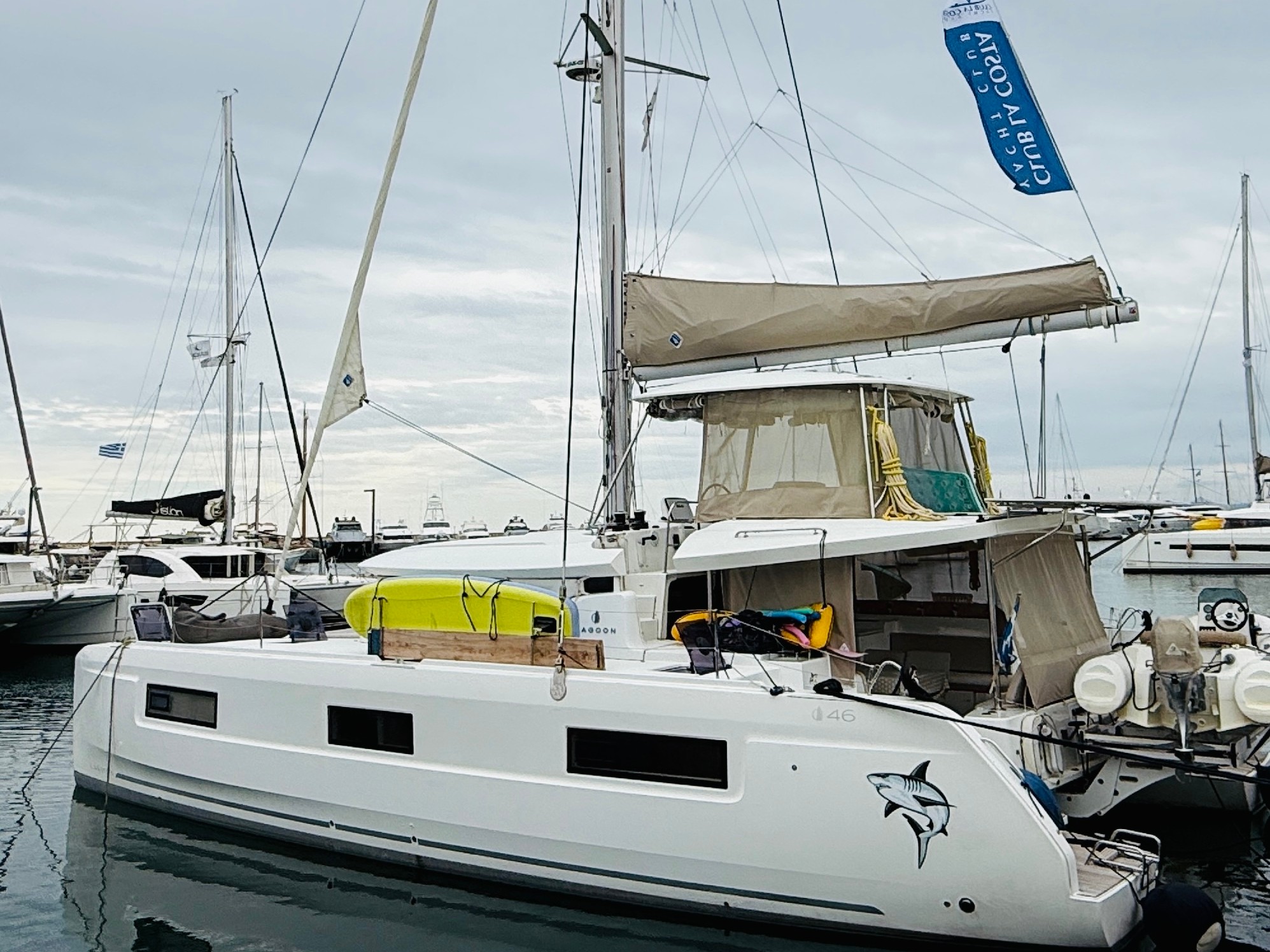 Lagoon 46 Carcharias — photo 1