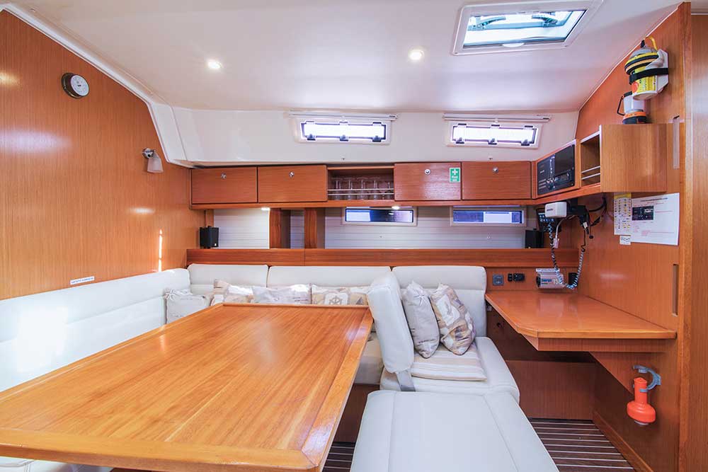 Bavaria 45 Cruiser — photo 13
