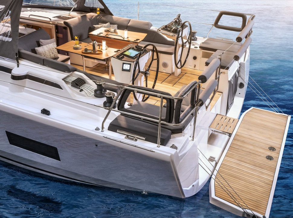 Bavaria C46 — photo 4