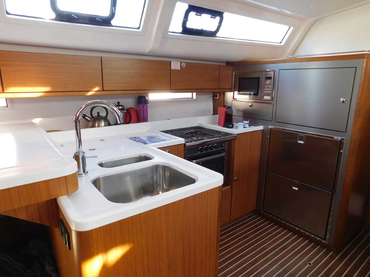 Bavaria 51 Style — photo 10