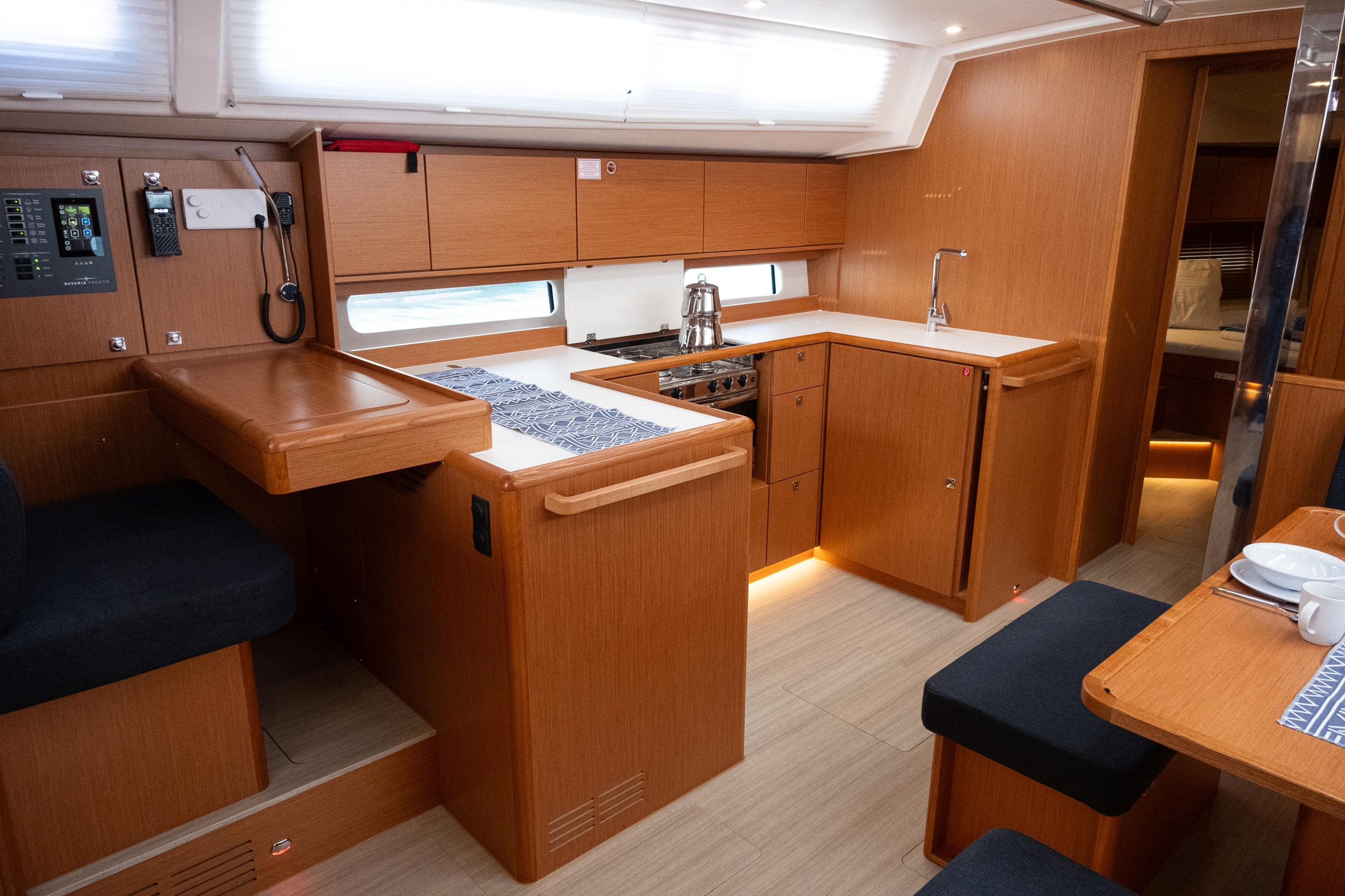 Bavaria C46 — photo 15