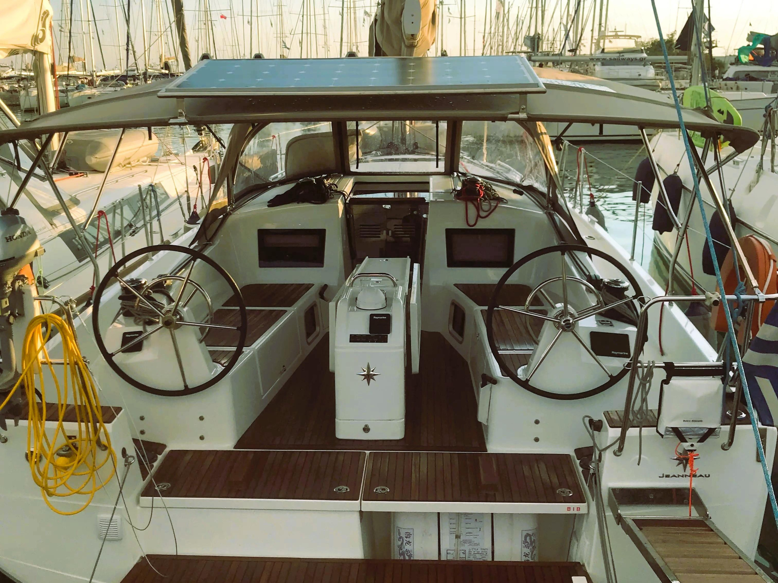 Sun Odyssey 410 — photo 21