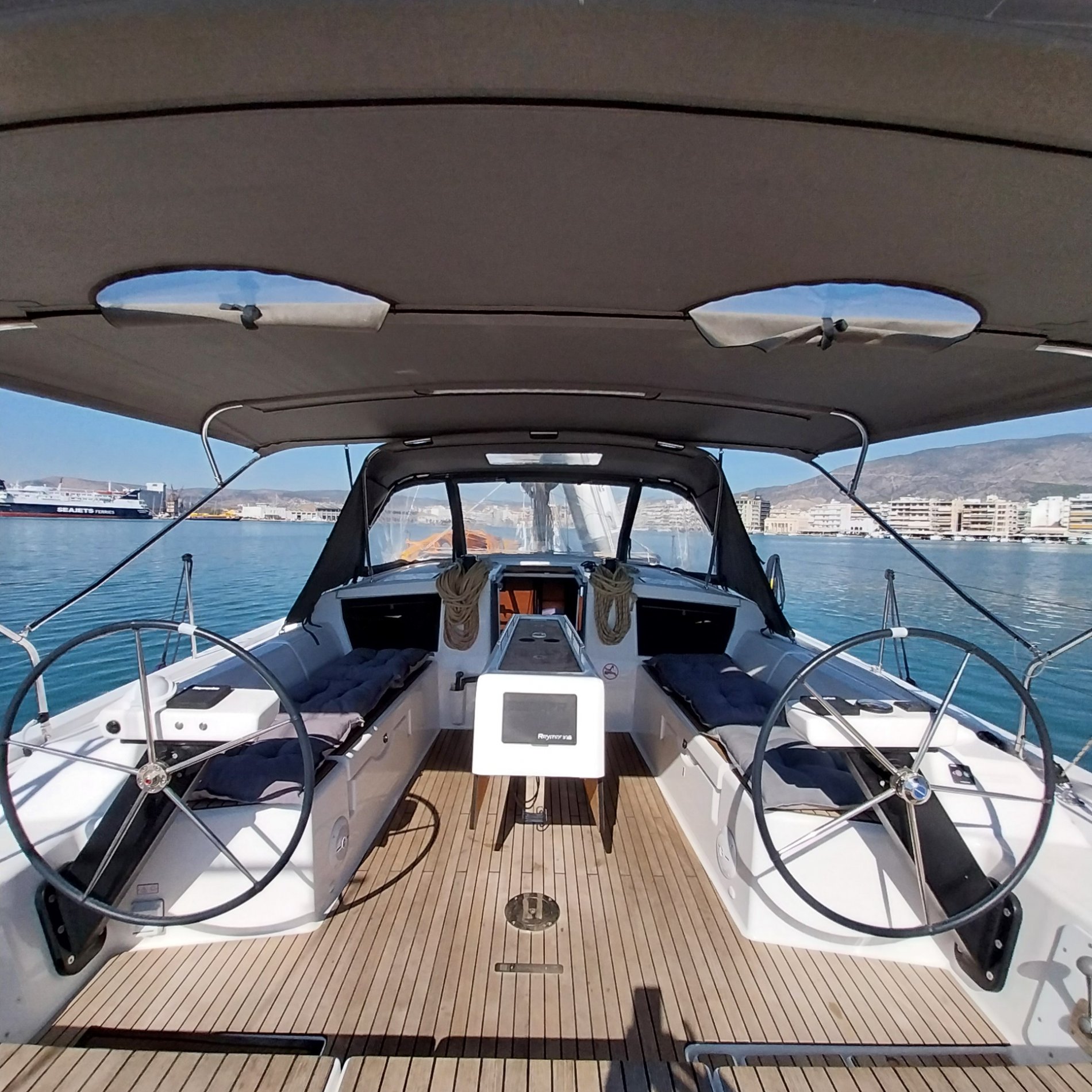 Dufour 43 — photo 8