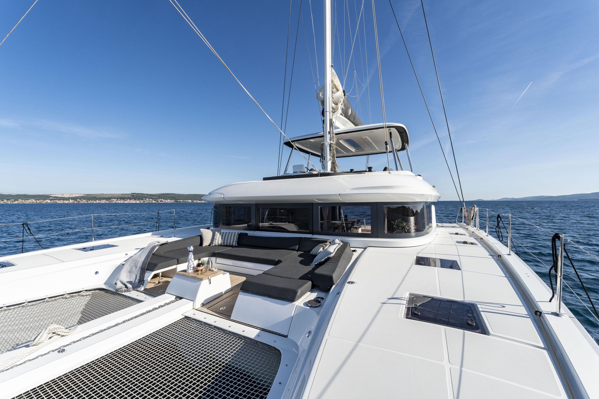 Lagoon 55 — photo 31