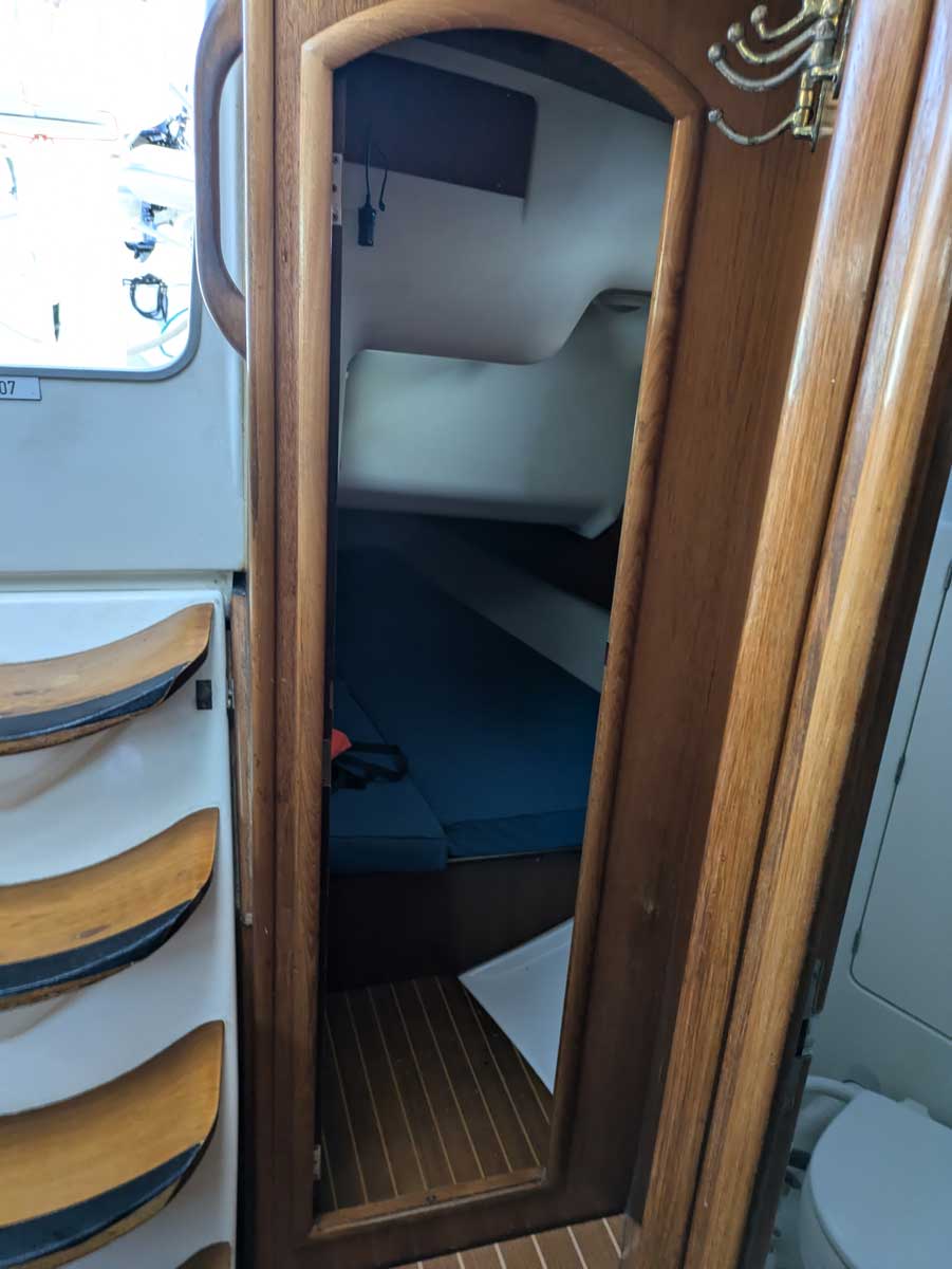 Sun Odyssey 37 — photo 5