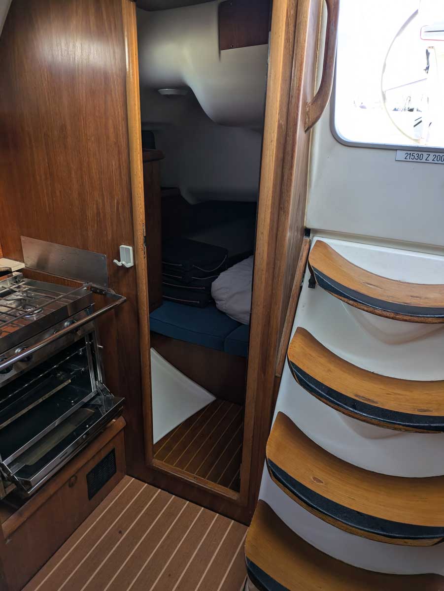 Sun Odyssey 37 — photo 2
