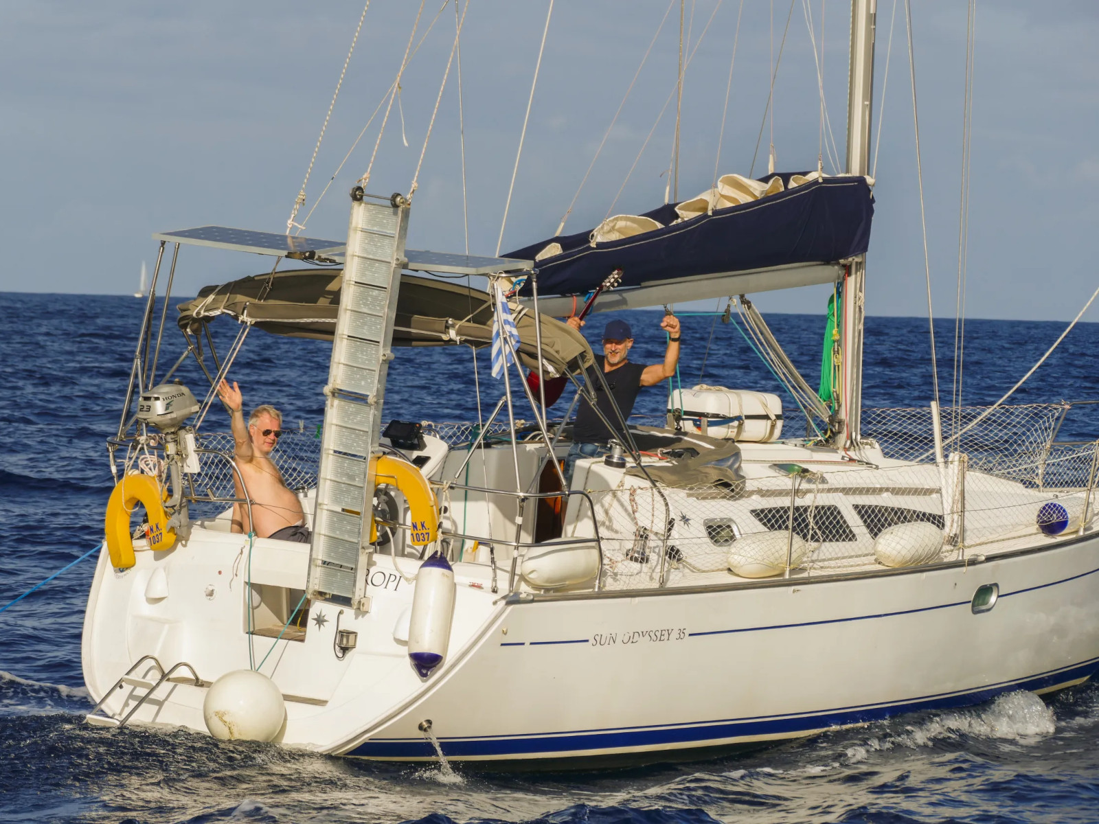 Sun Odyssey 35 — photo 5