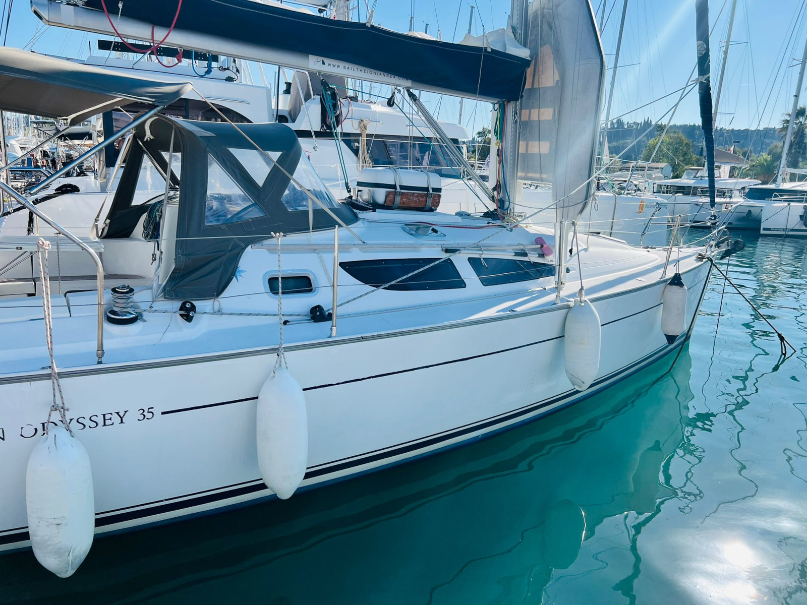 Sun Odyssey 35 — photo 2