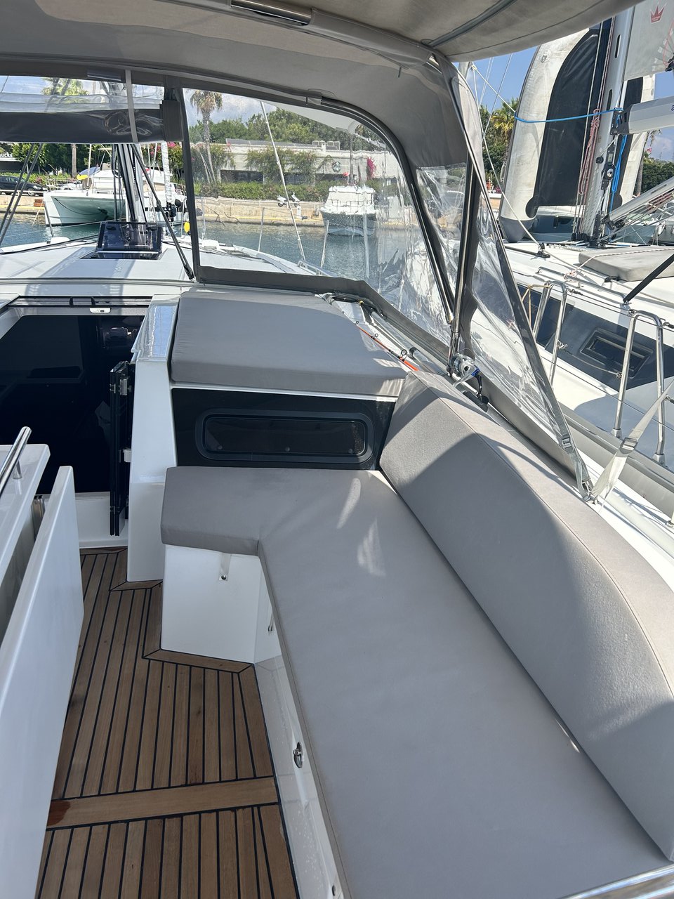 Oceanis 46.1 — photo 11