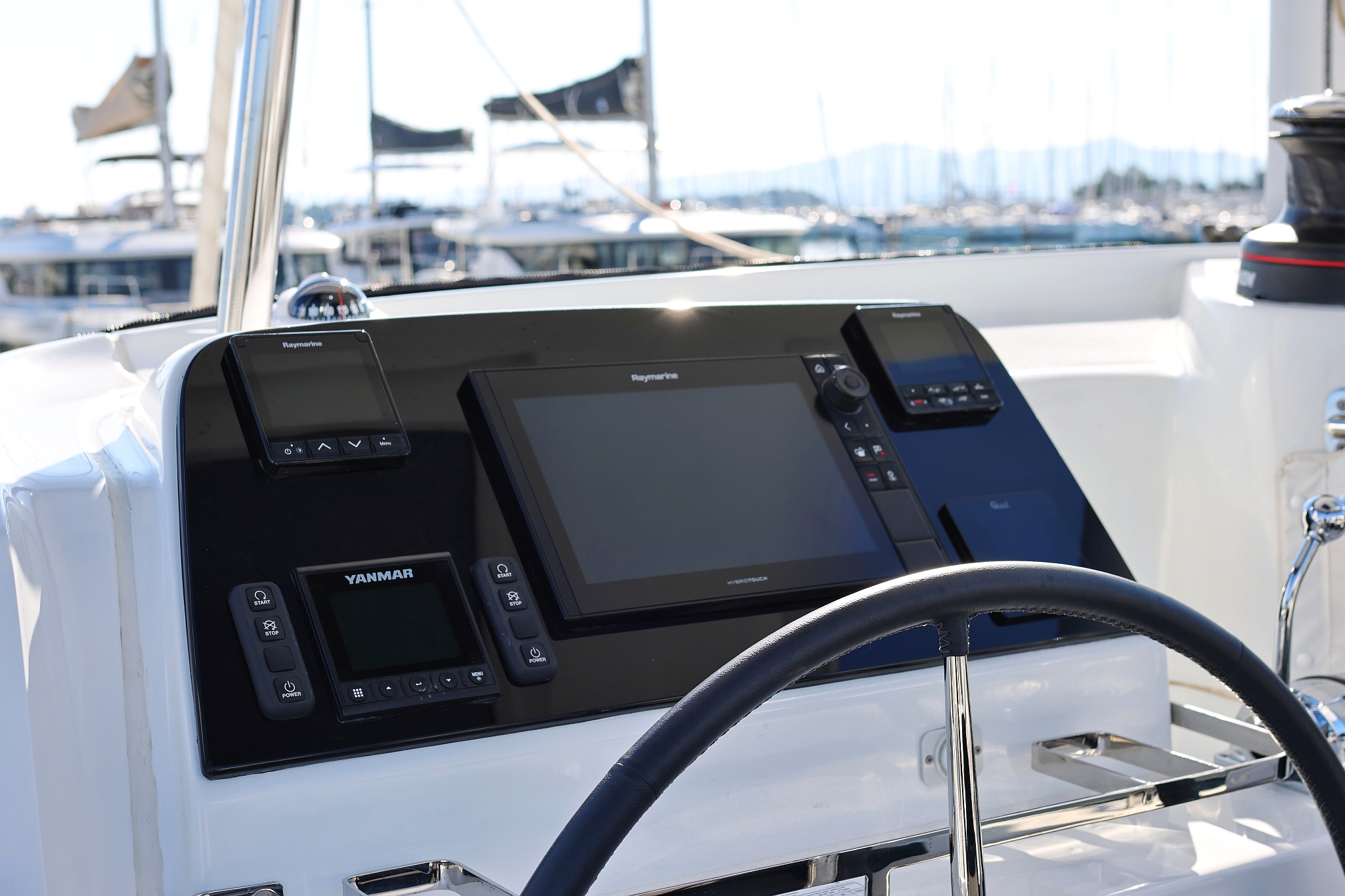 Lagoon 42 — photo 10