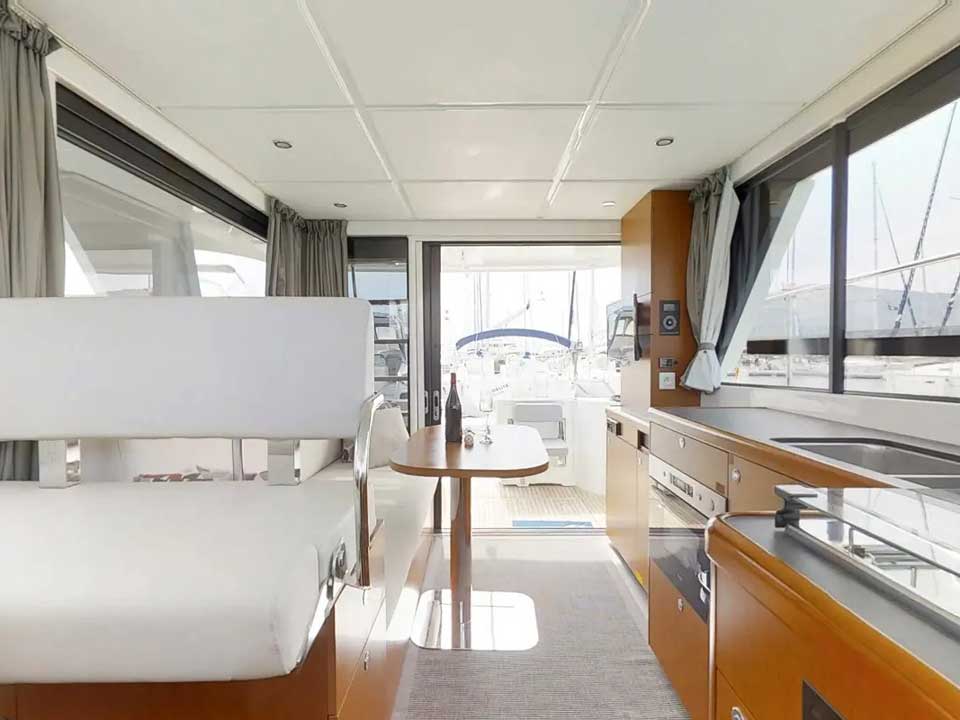 Swift Trawler 30 — photo 19