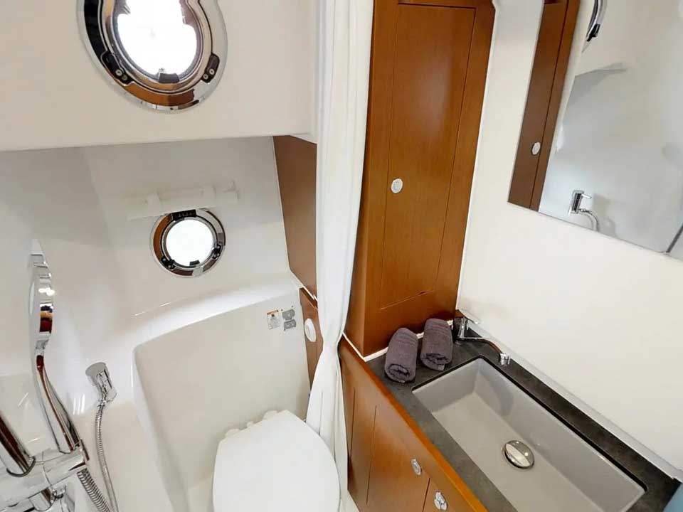 Swift Trawler 30 — photo 17
