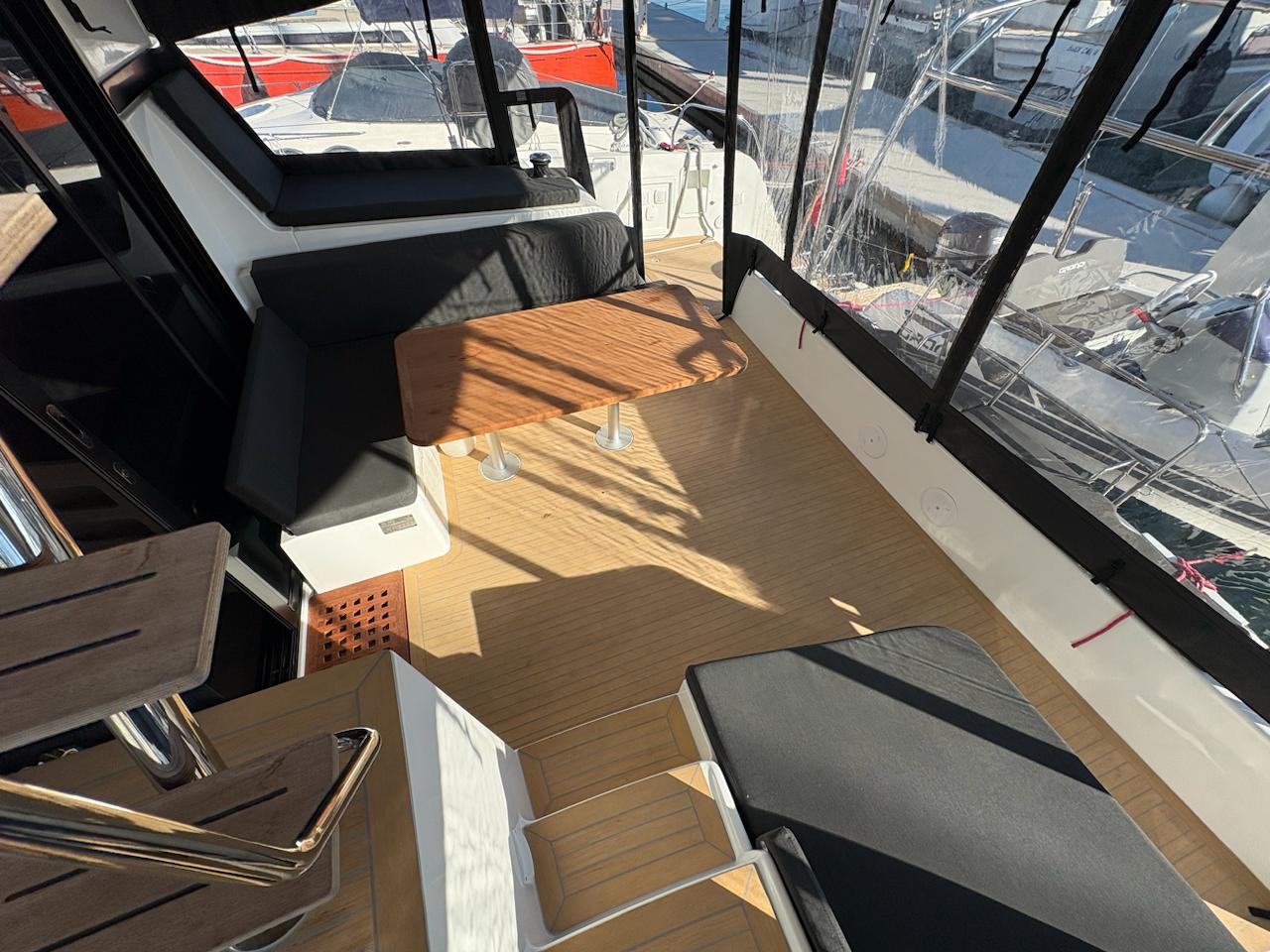 Lagoon 42 — photo 15