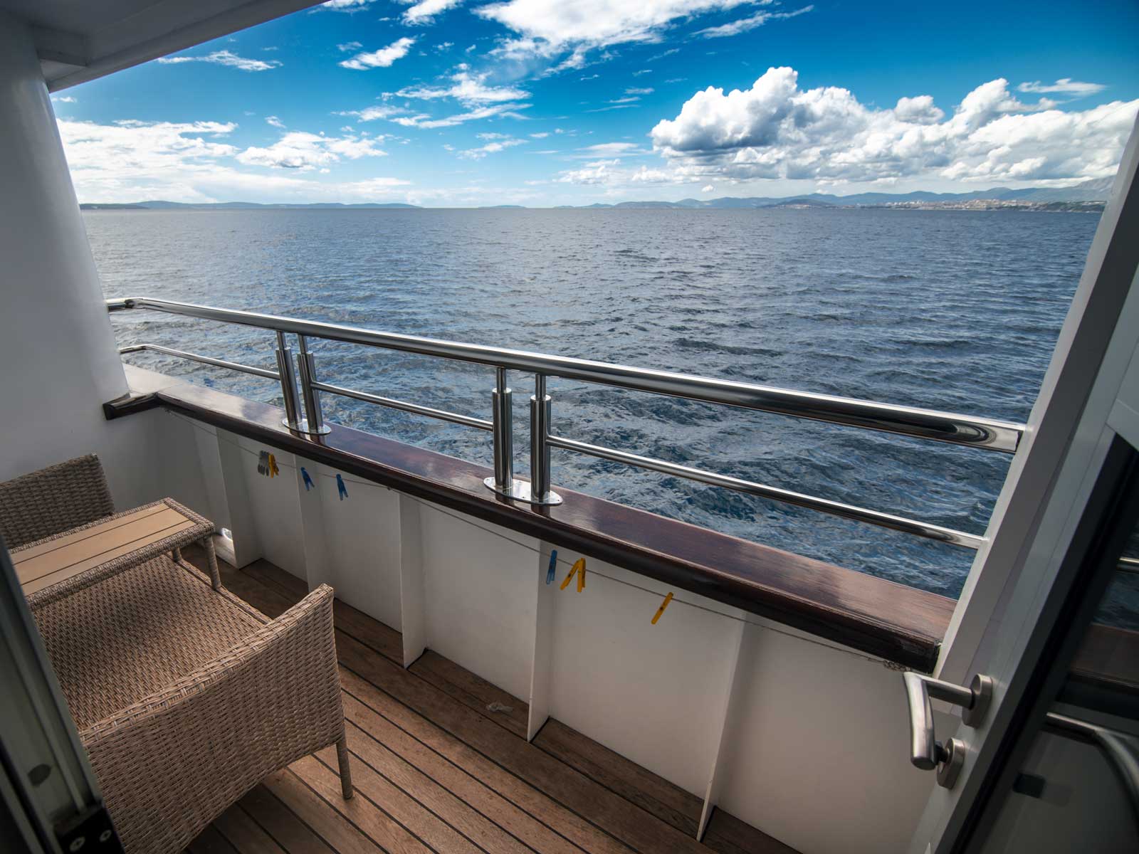Luxury Motor Yacht — photo 25