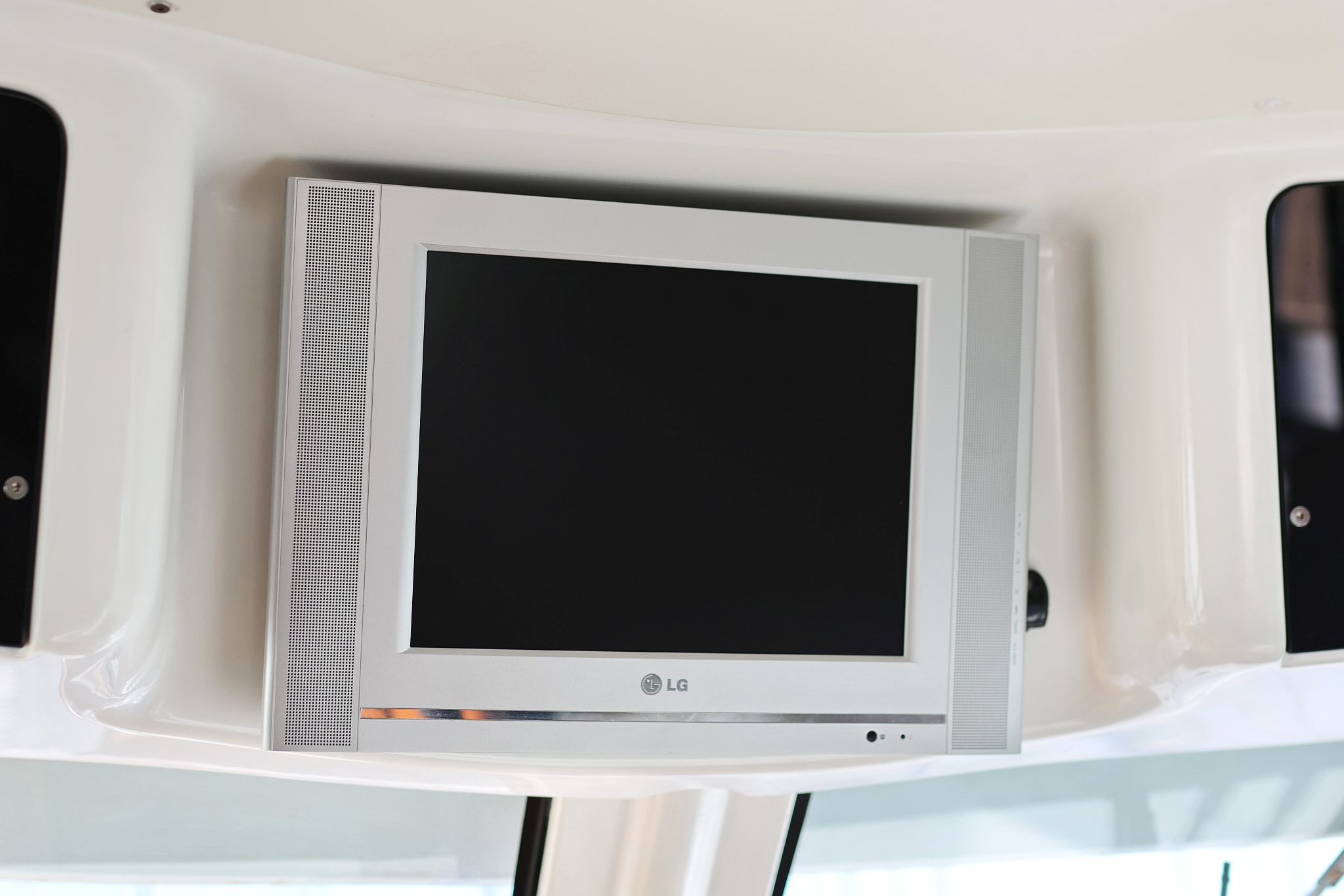 Antares 13.80 — photo 26