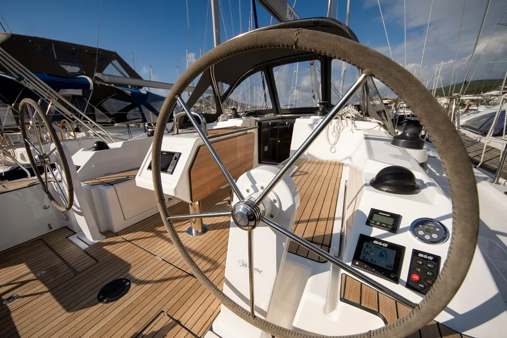 Bavaria C38 — photo 9