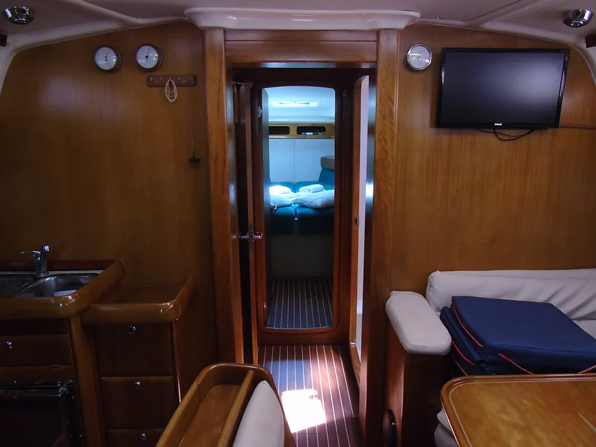 Bavaria 46 Cruiser — photo 17