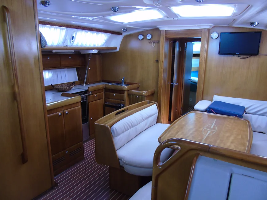 Bavaria 46 Cruiser — photo 9