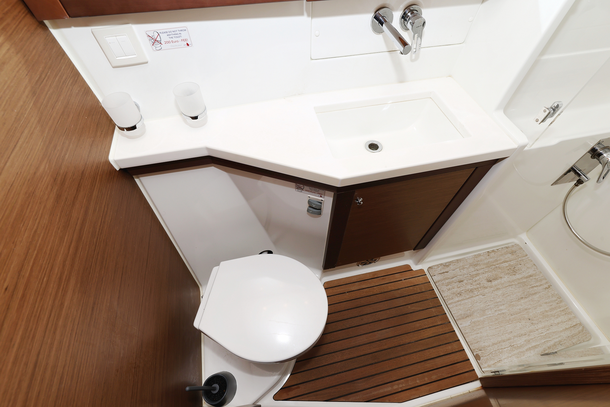 Lagoon 450 F — photo 58
