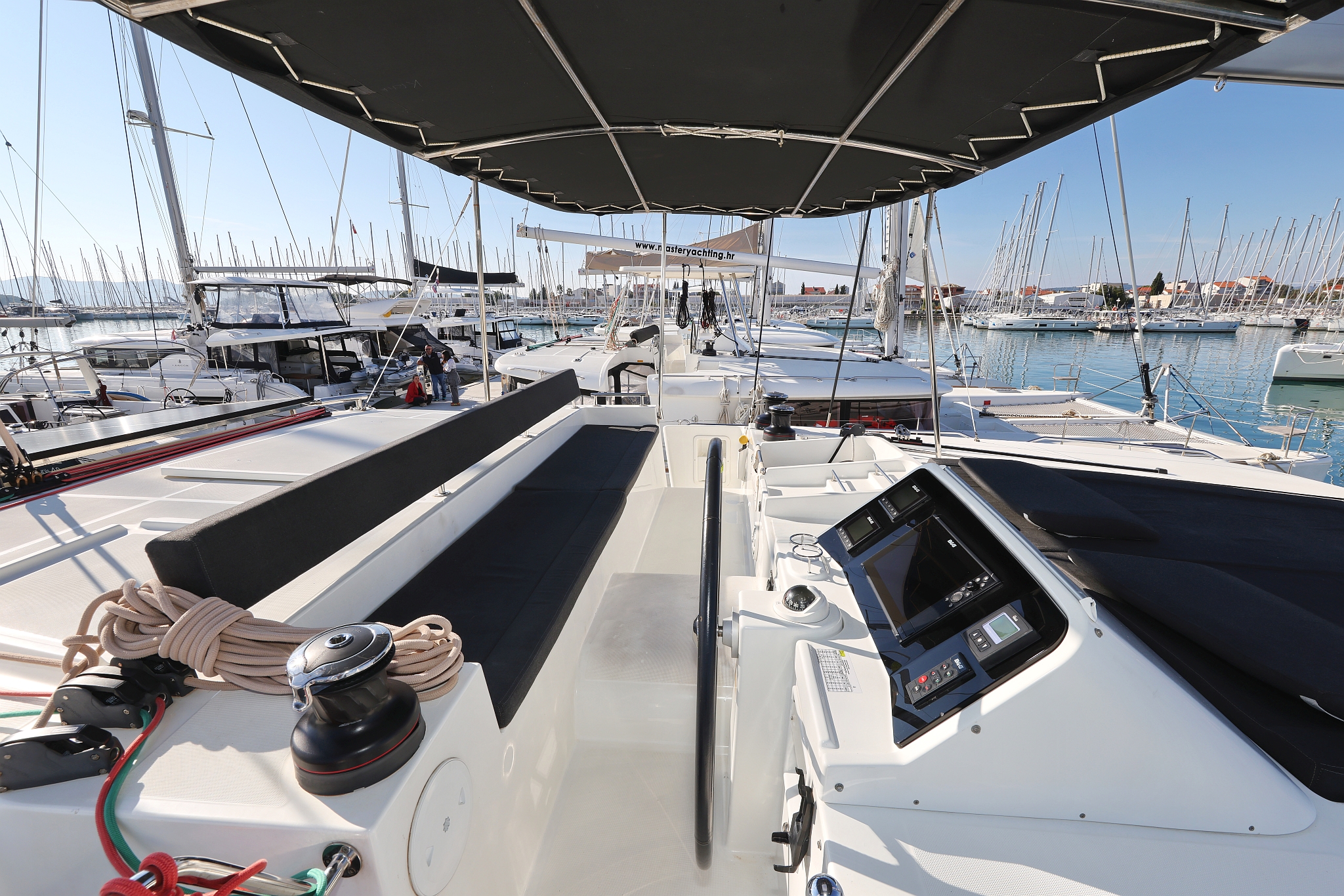 Lagoon 450 F — photo 38