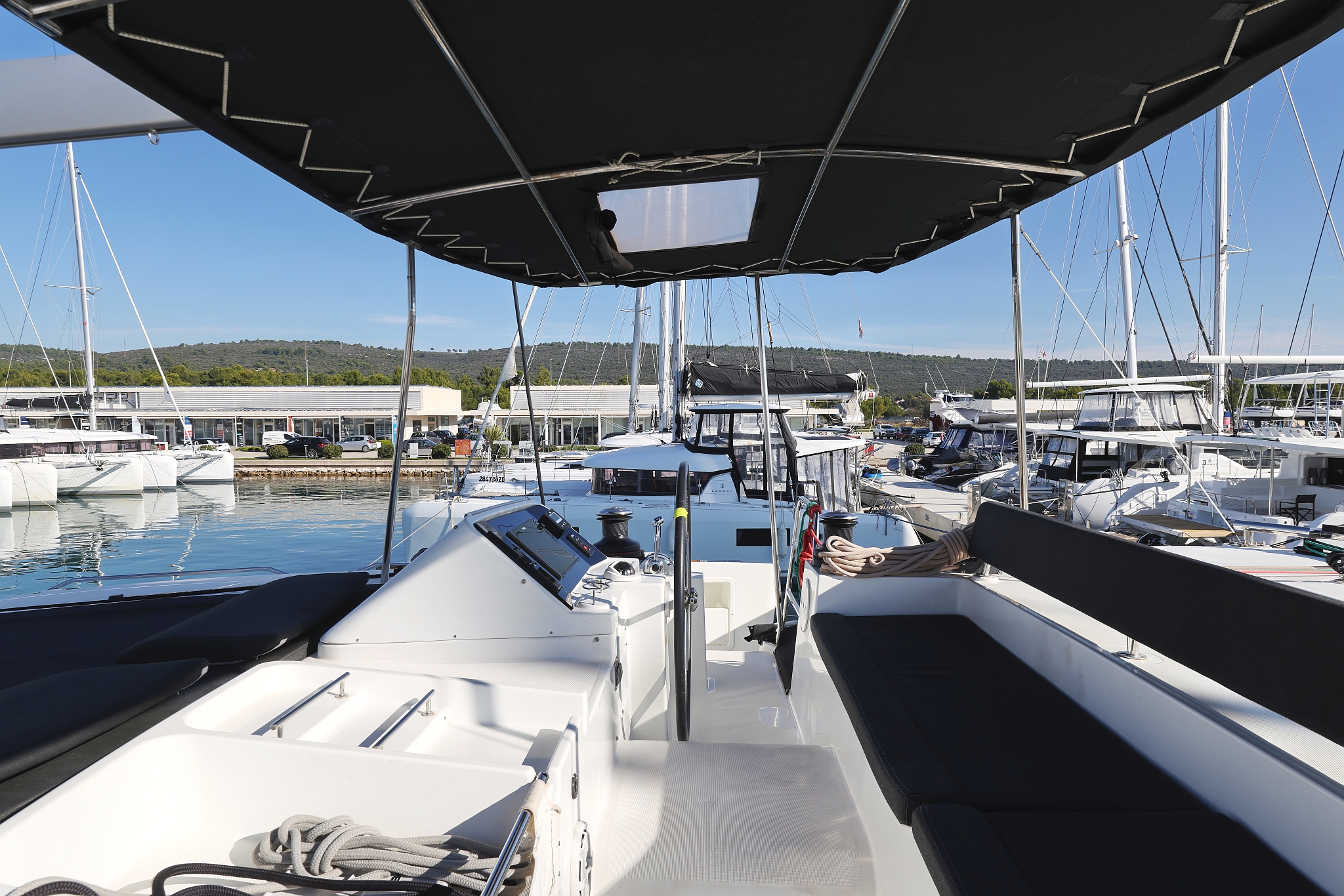 Lagoon 450 F — photo 48