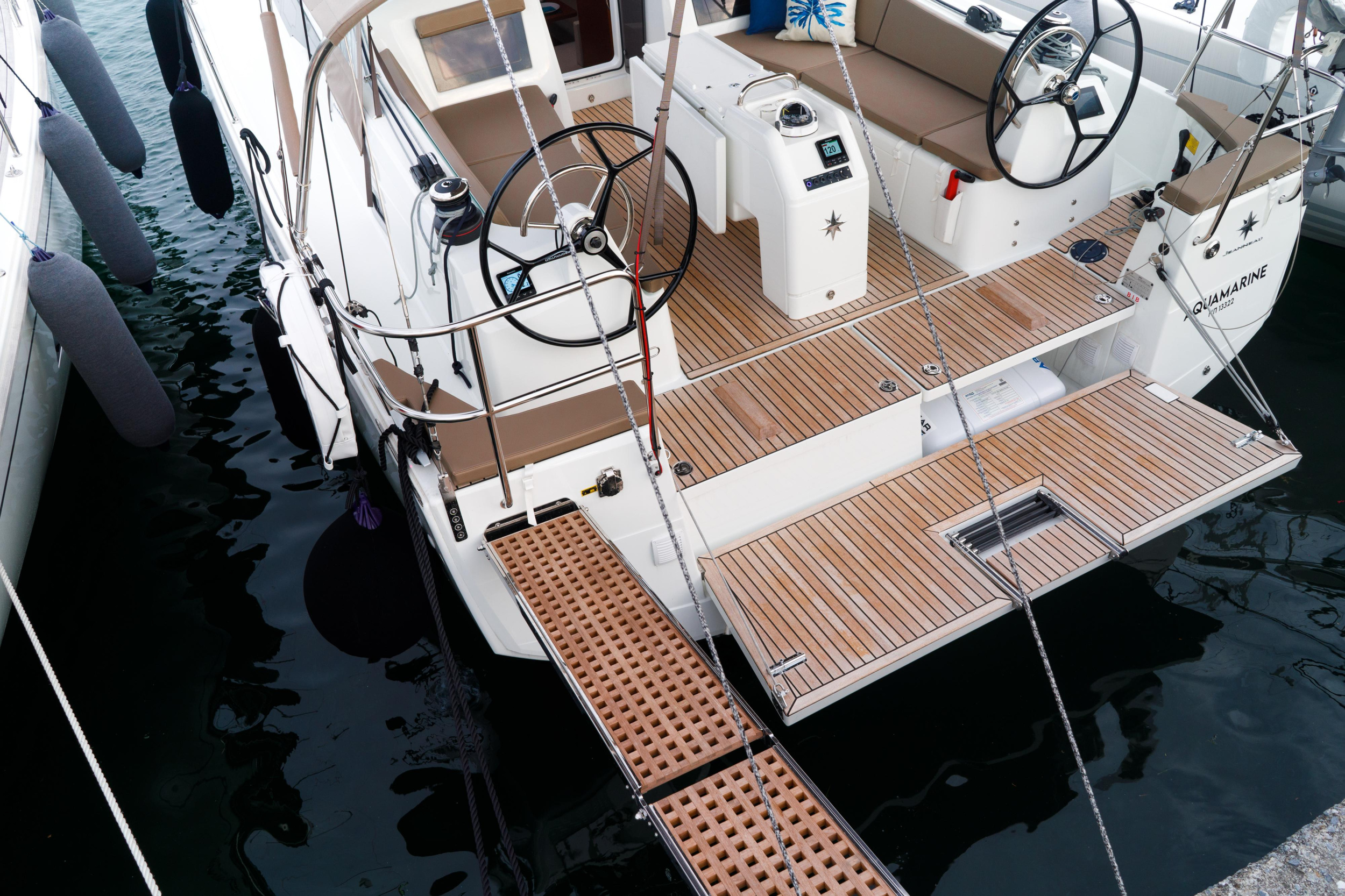 Sun Odyssey 410 — photo 10