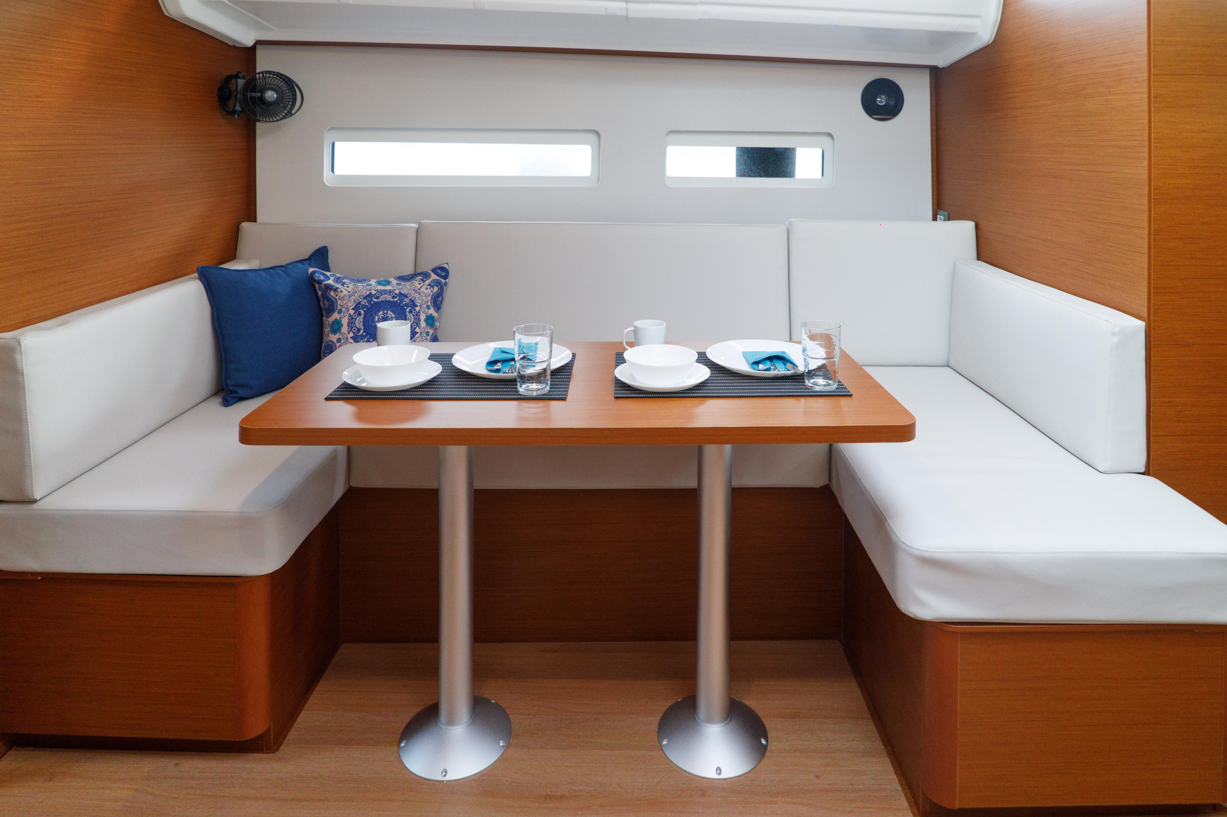Sun Odyssey 410 — photo 21