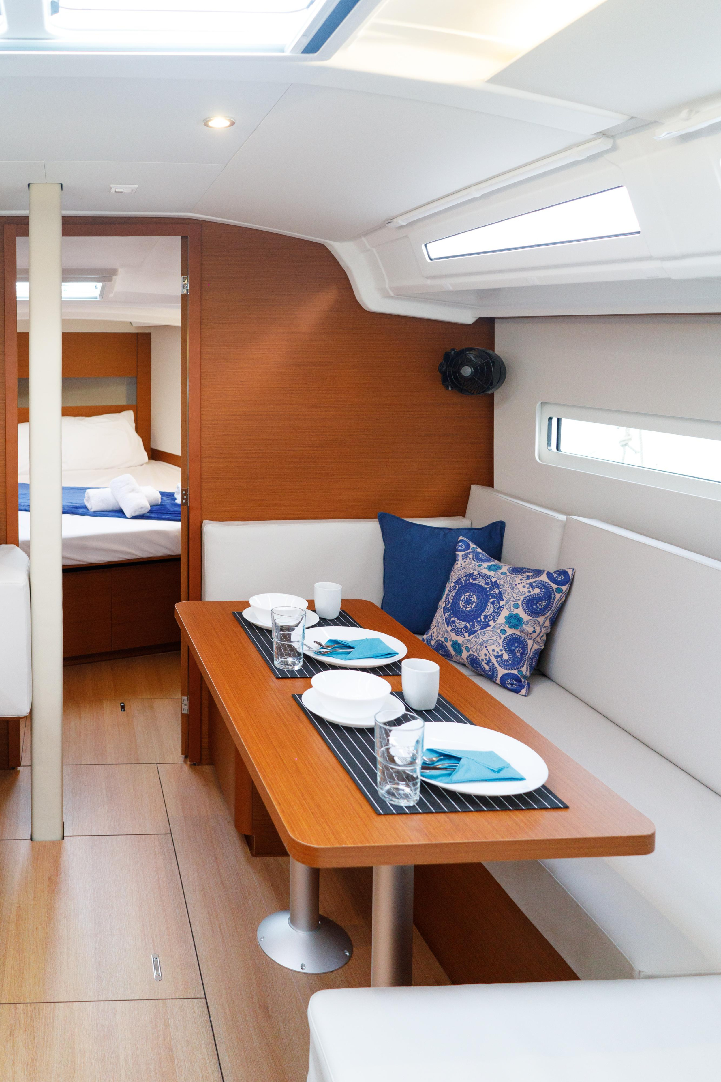 Sun Odyssey 410 — photo 26