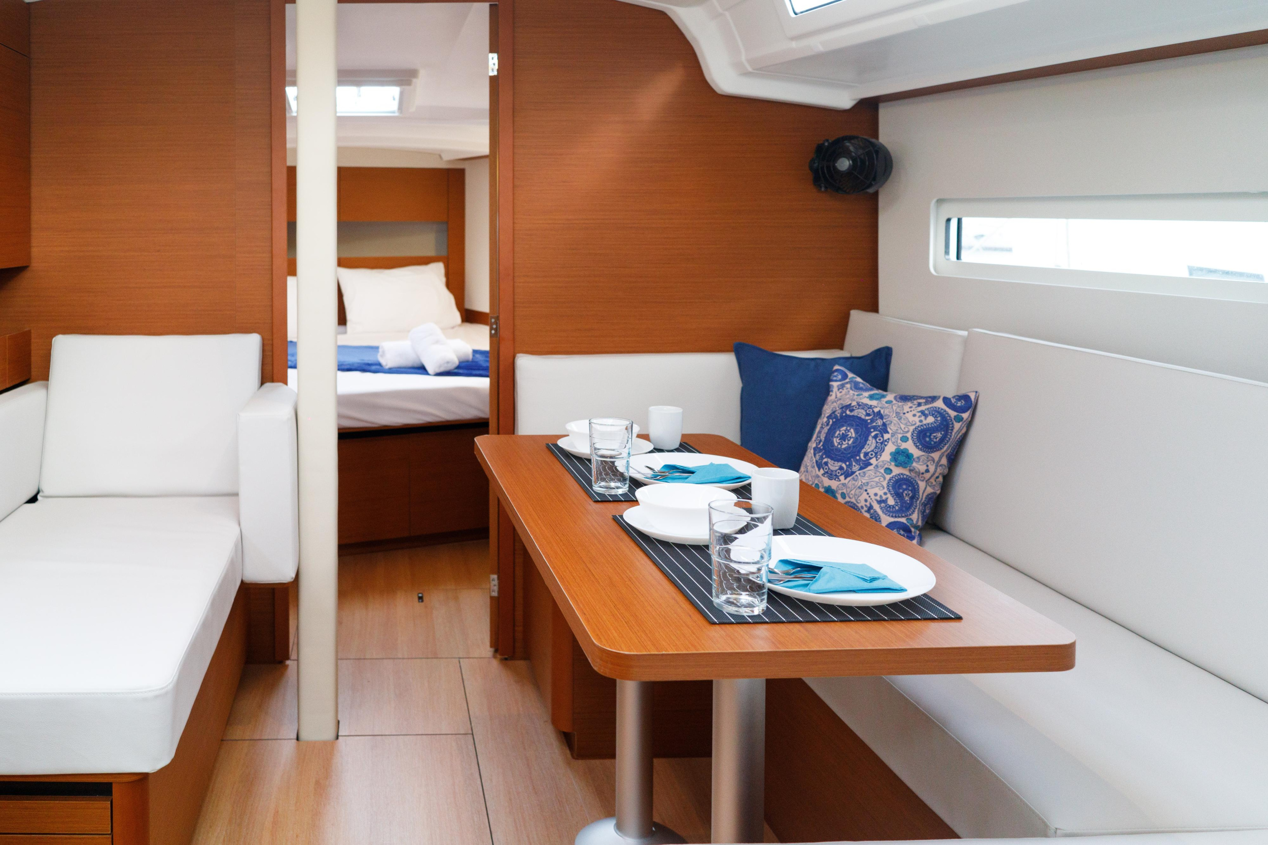 Sun Odyssey 410 — photo 47