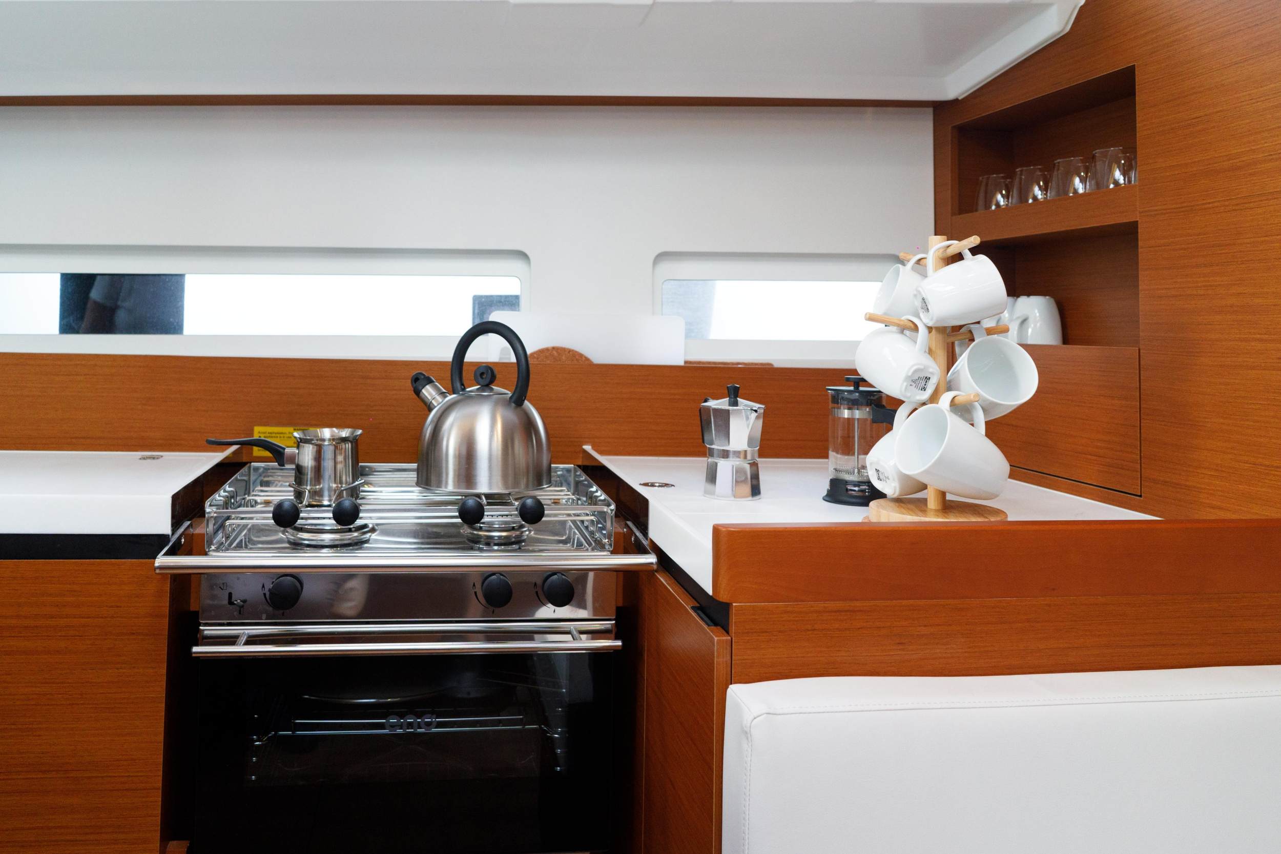 Sun Odyssey 410 — photo 31