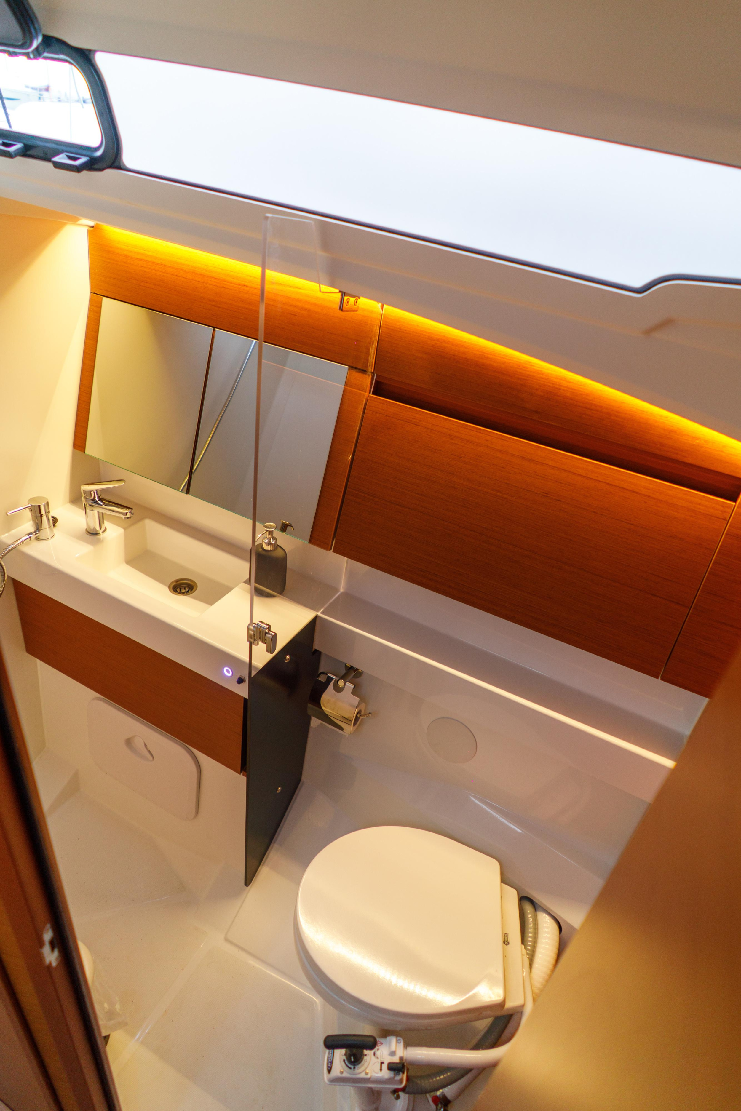 Sun Odyssey 410 — photo 38