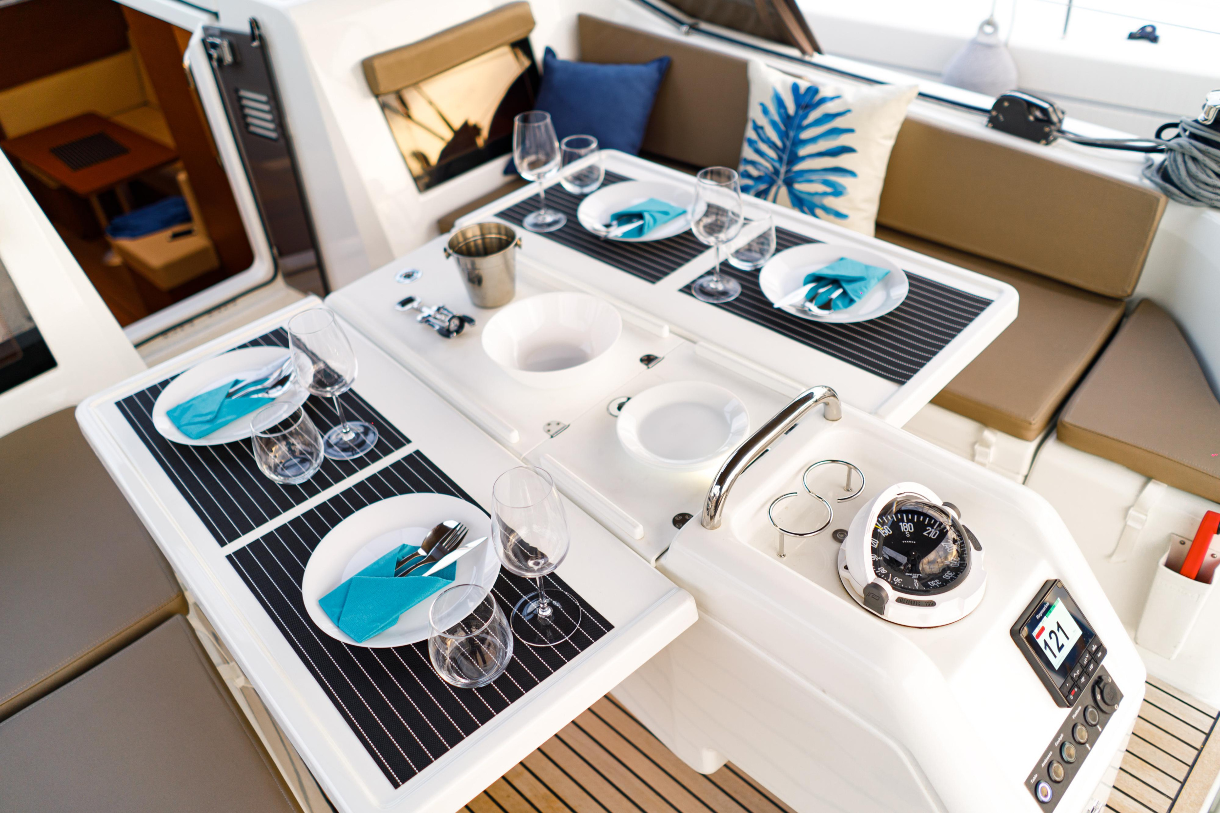 Sun Odyssey 410 — photo 19