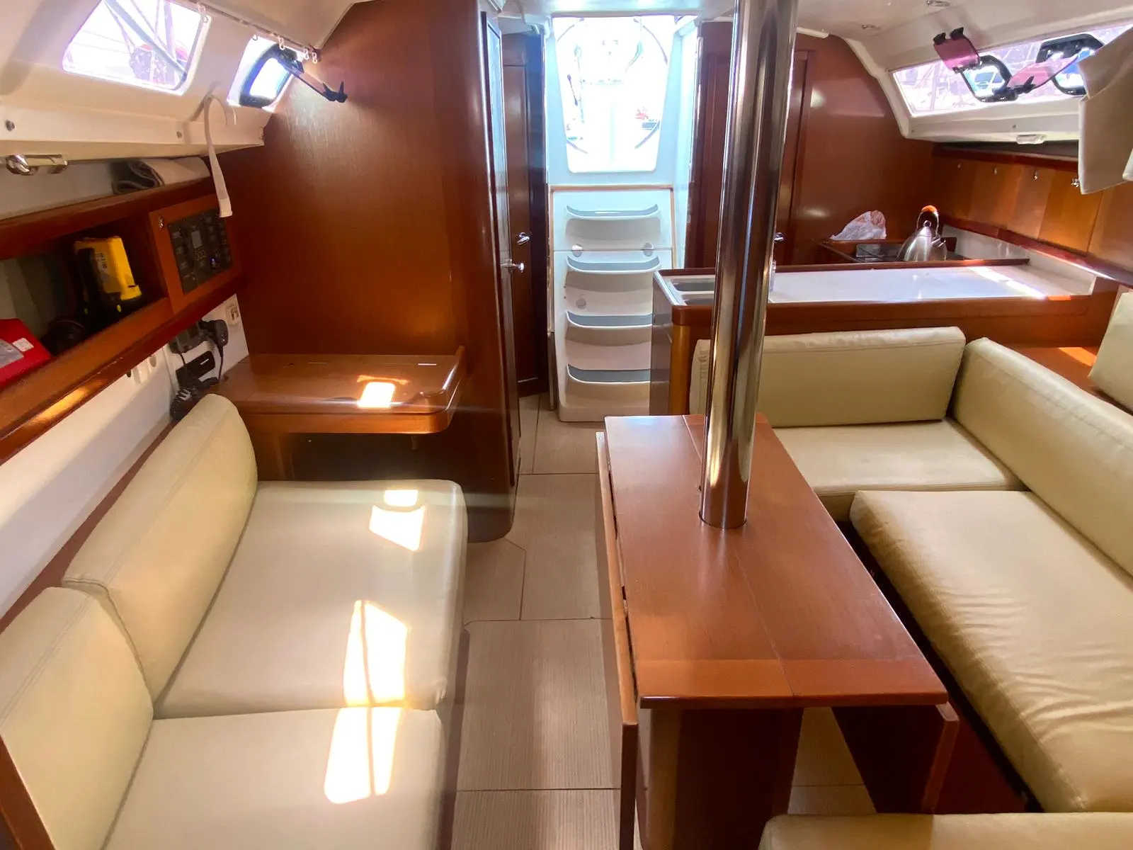 Oceanis 34 — photo 18
