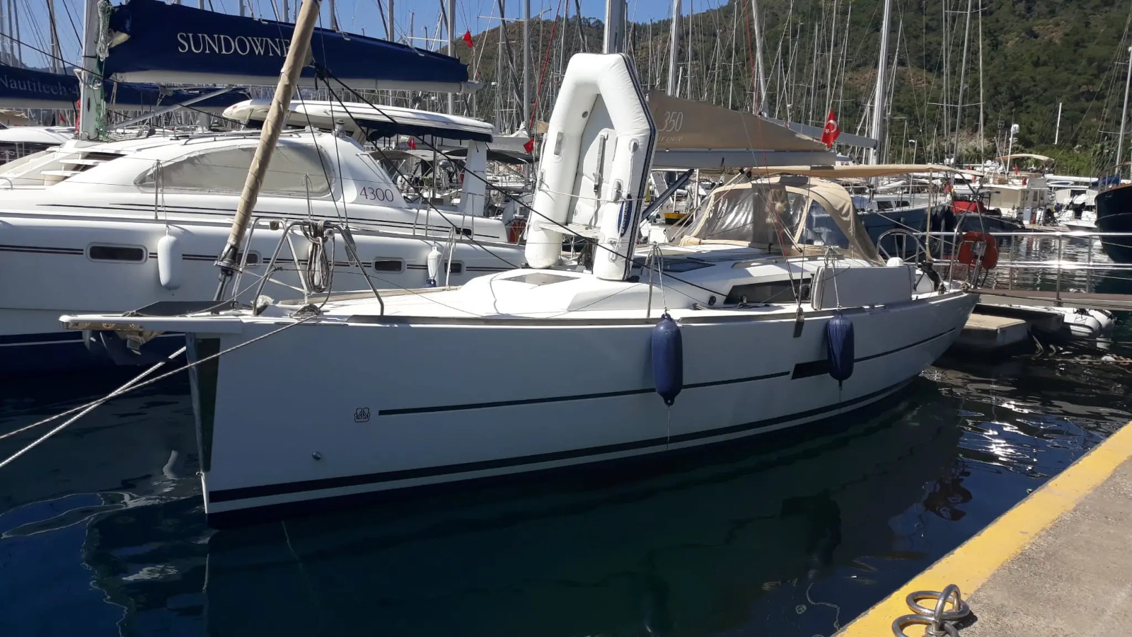 Dufour 350 Grand Large — photo 2